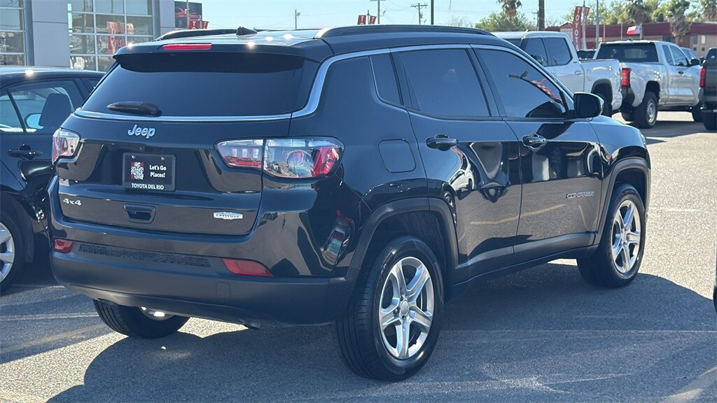 Used 2023 Jeep Compass Latitude SUV