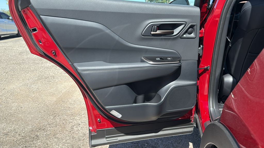 2026 Toyota Crown Platinum - Photo 14