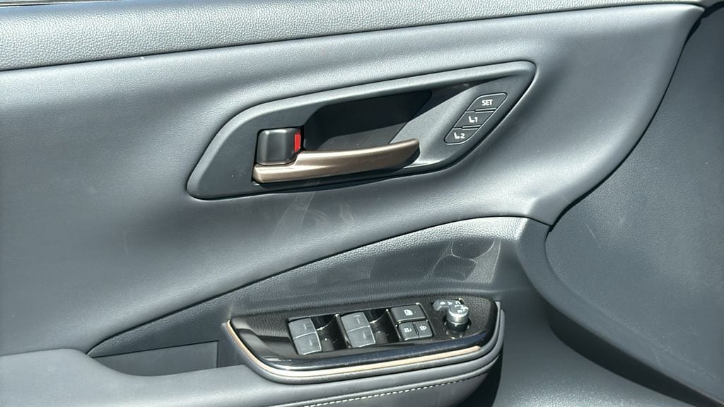 2026 Toyota Crown Platinum - Photo 9