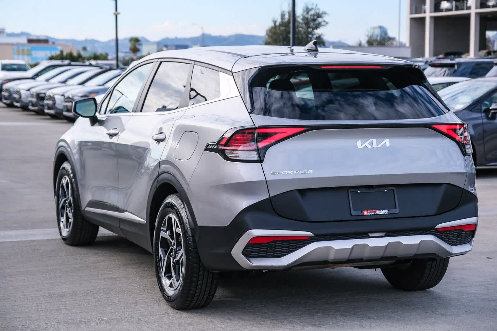 Thumbnail: 2023 Kia Sportage - 6