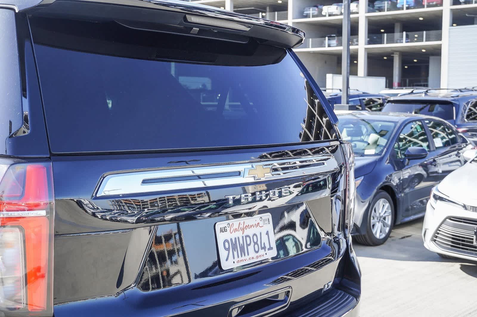 Thumbnail: 2023 Chevrolet Tahoe - 8