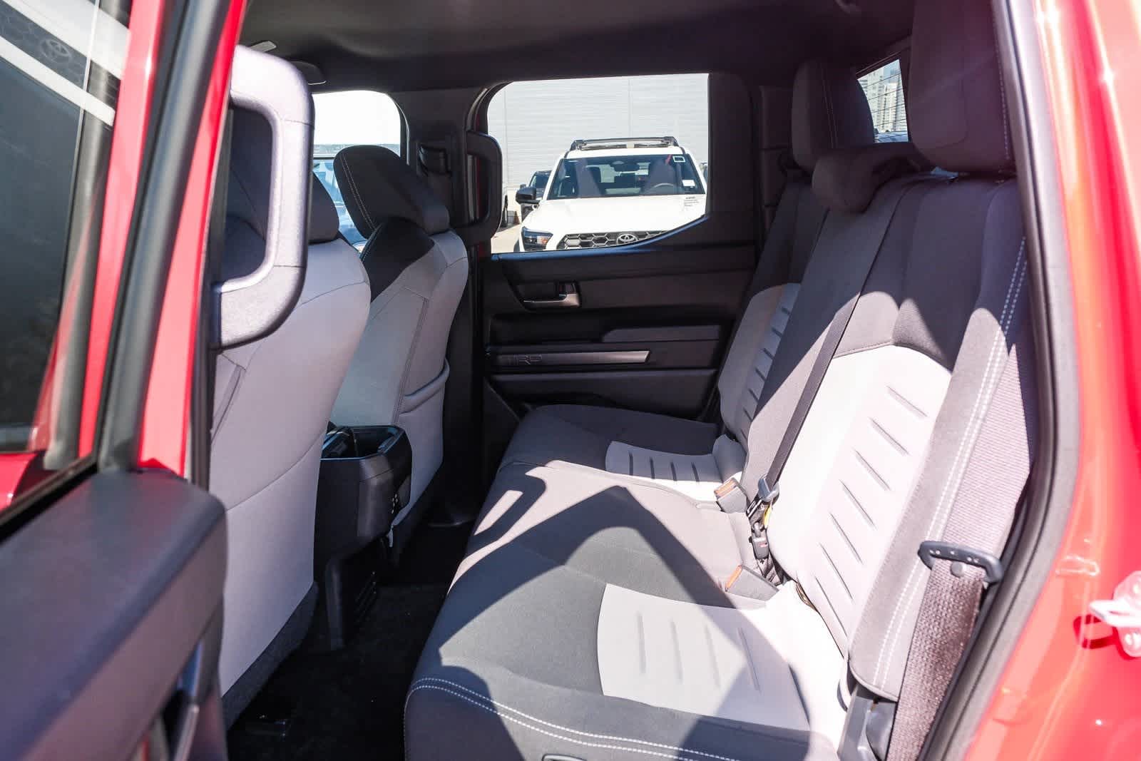 Thumbnail: 2024 Toyota Tacoma - 18