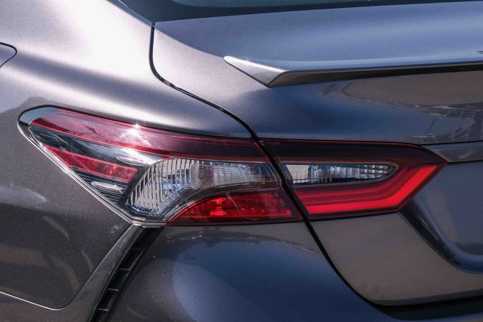 Thumbnail: 2022 Toyota Camry - 7