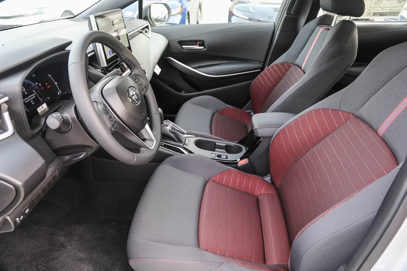 2025 Toyota Corolla SE 17