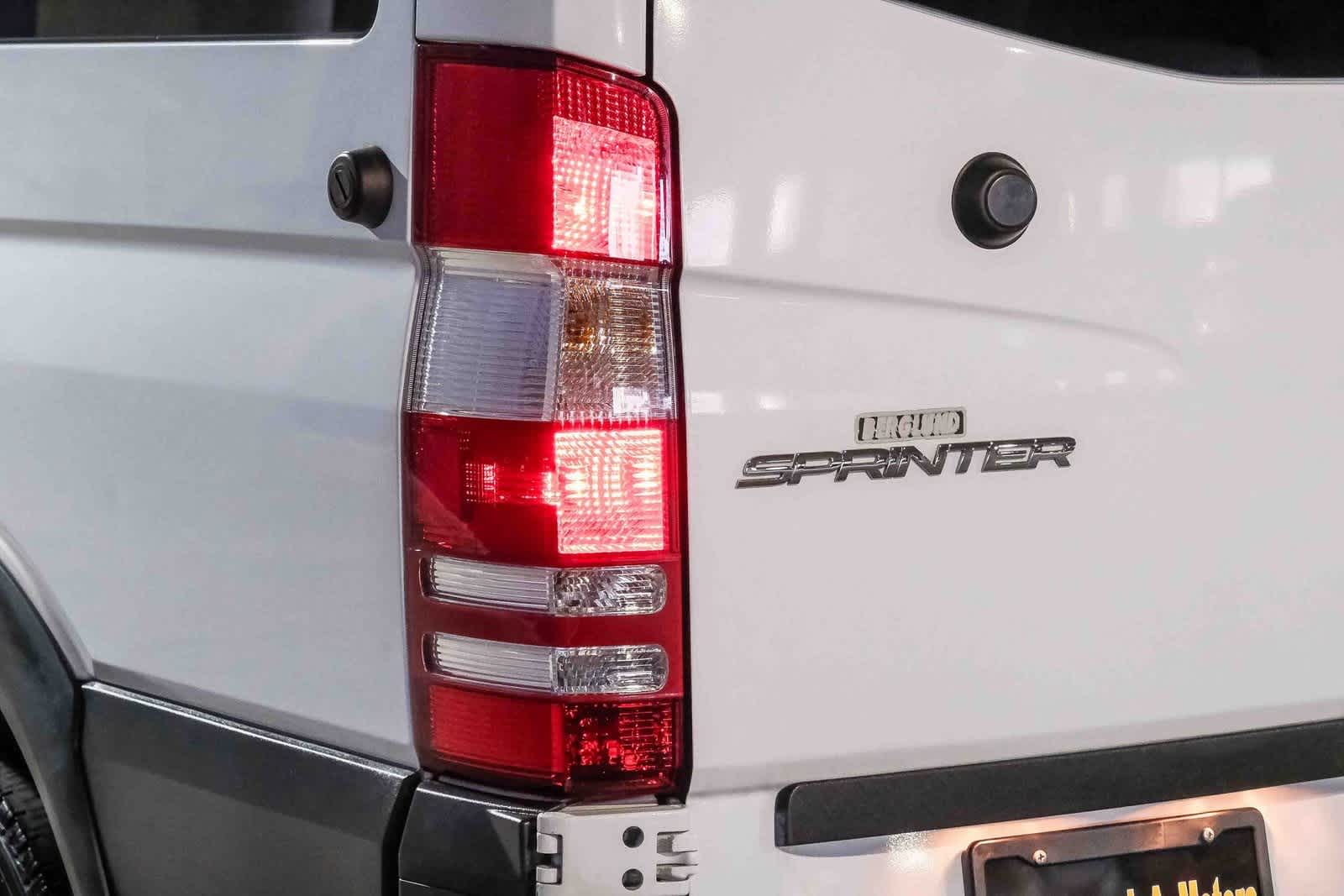 Thumbnail: 2016 Mercedes-Benz Sprinter - 7