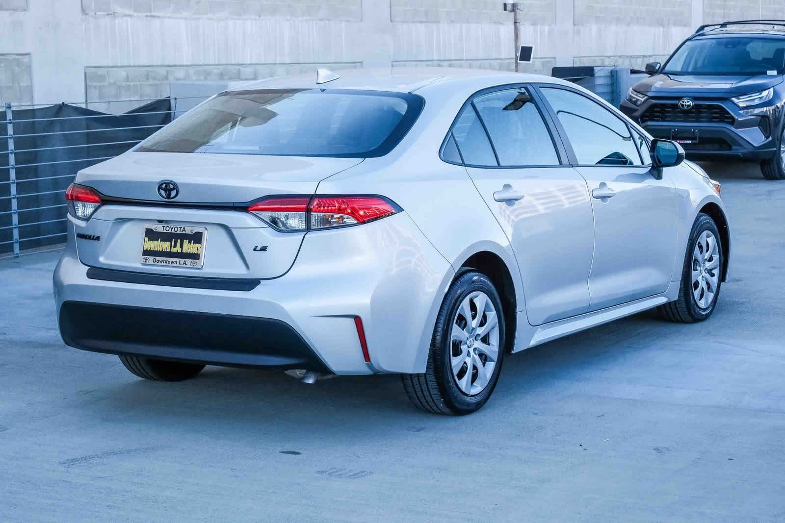 Thumbnail: 2024 Toyota Corolla - 4