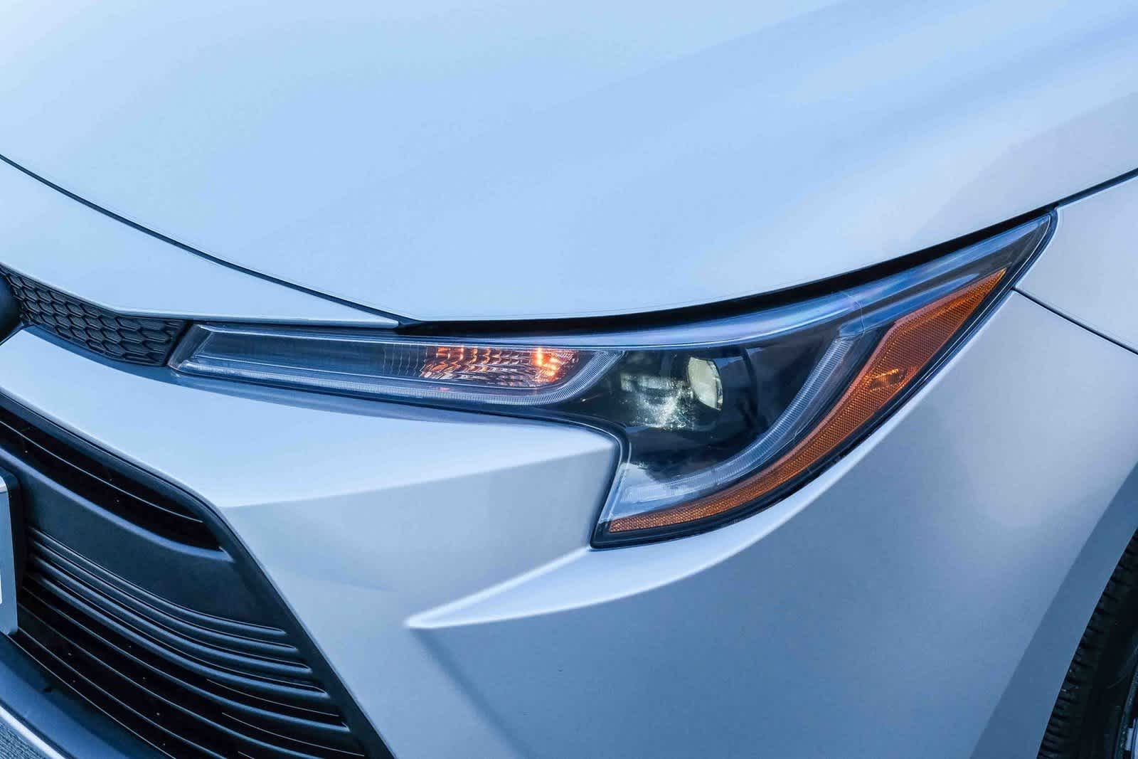 Thumbnail: 2024 Toyota Corolla - 11