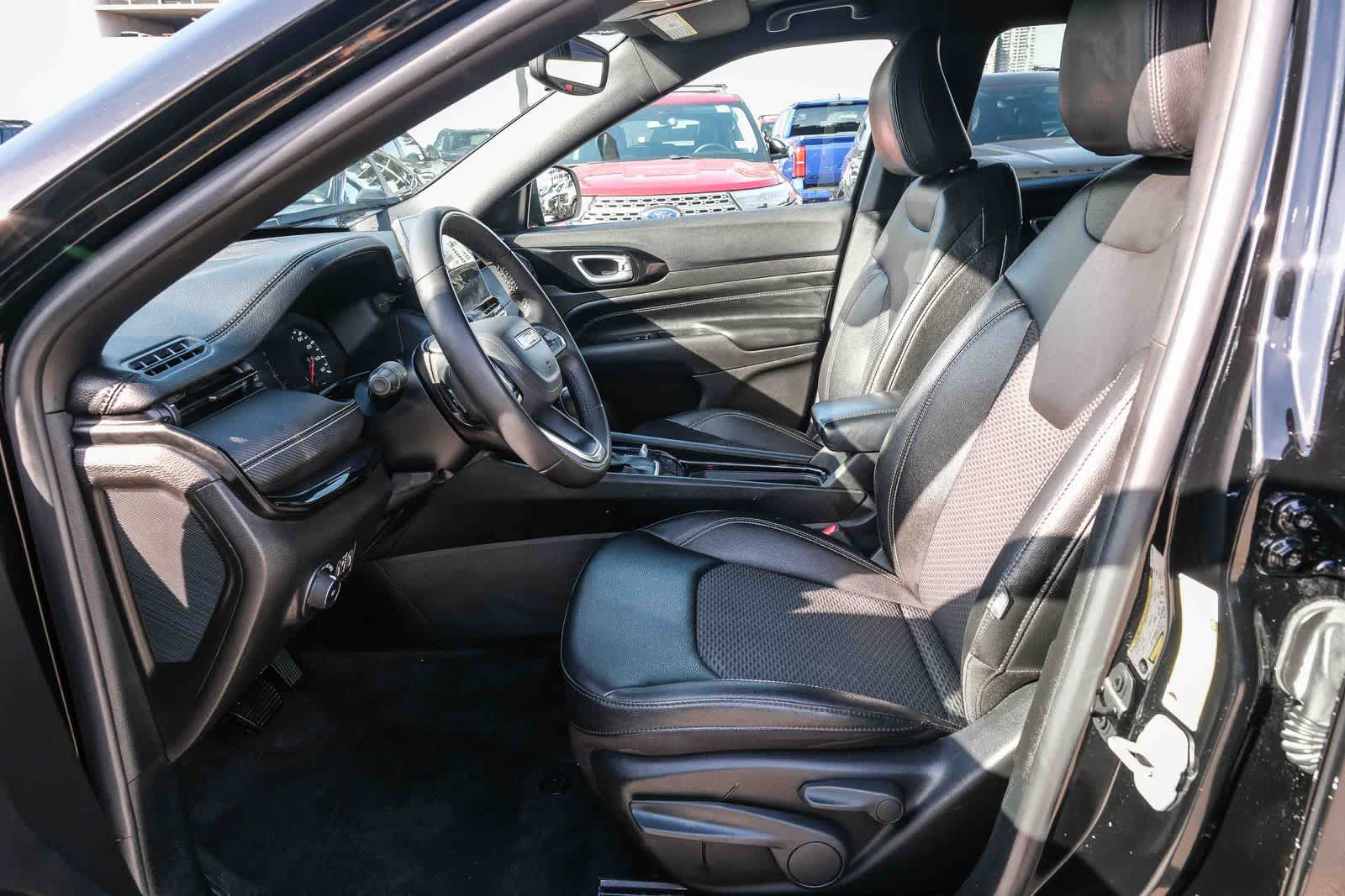 Thumbnail: 2024 Jeep Compass - 19