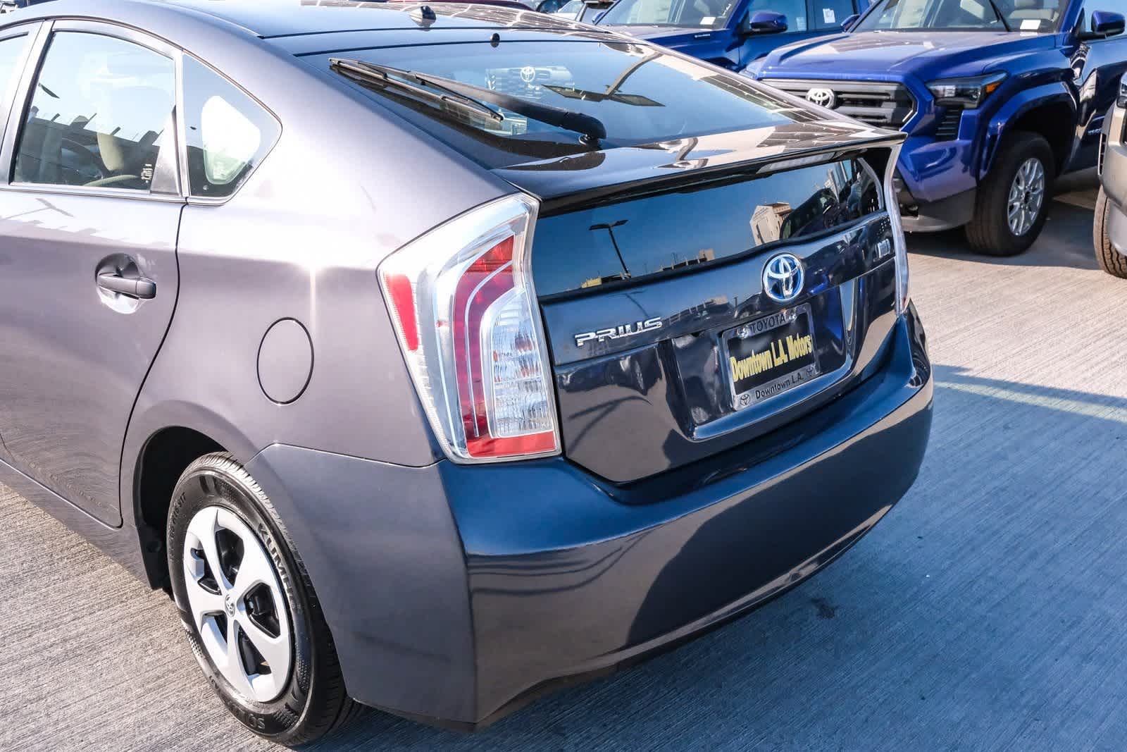 Thumbnail: 2015 Toyota Prius - 8