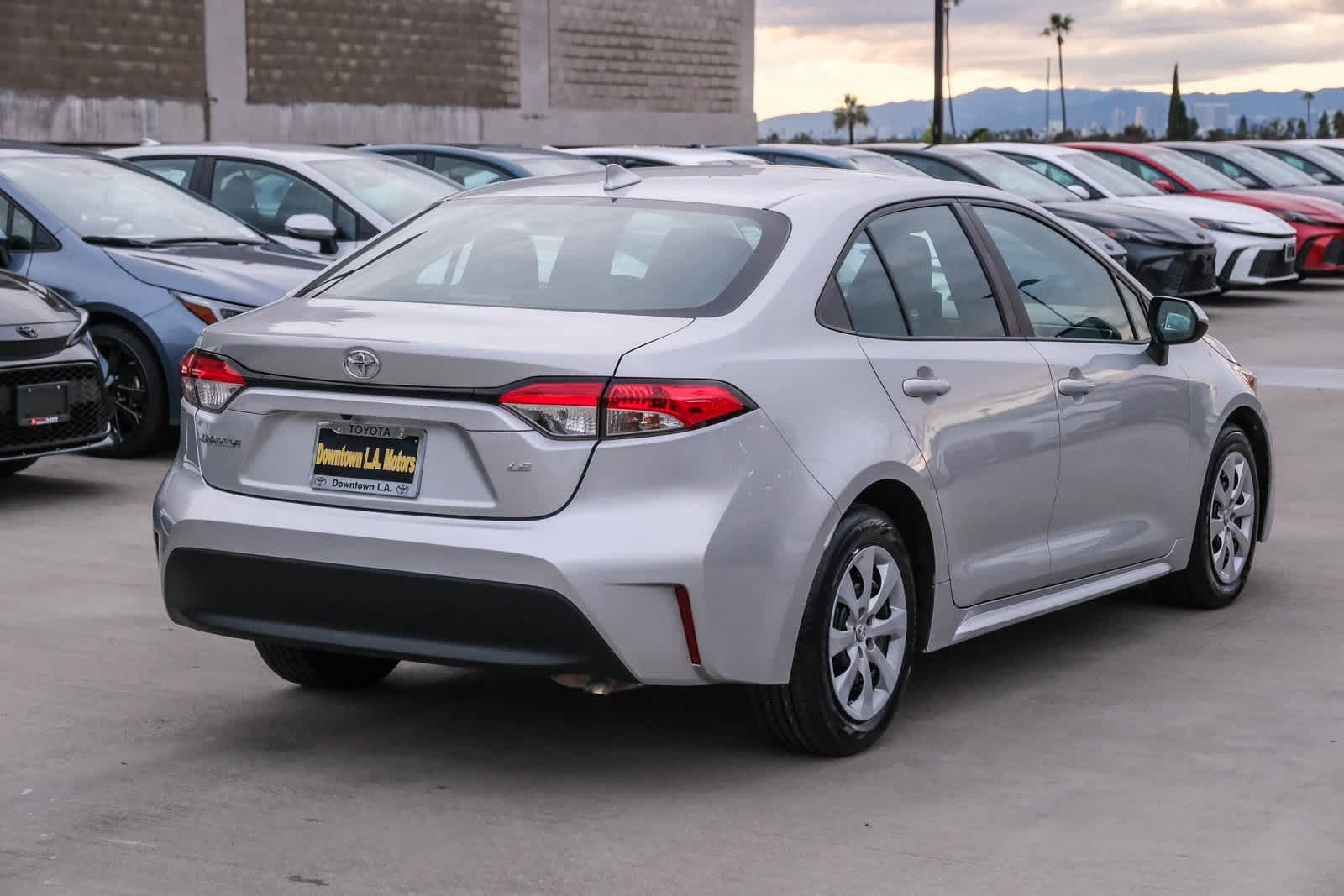 Thumbnail: 2023 Toyota Corolla - 4