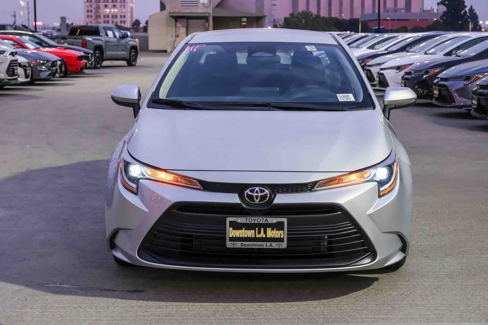 Thumbnail: 2025 Toyota Corolla - 2
