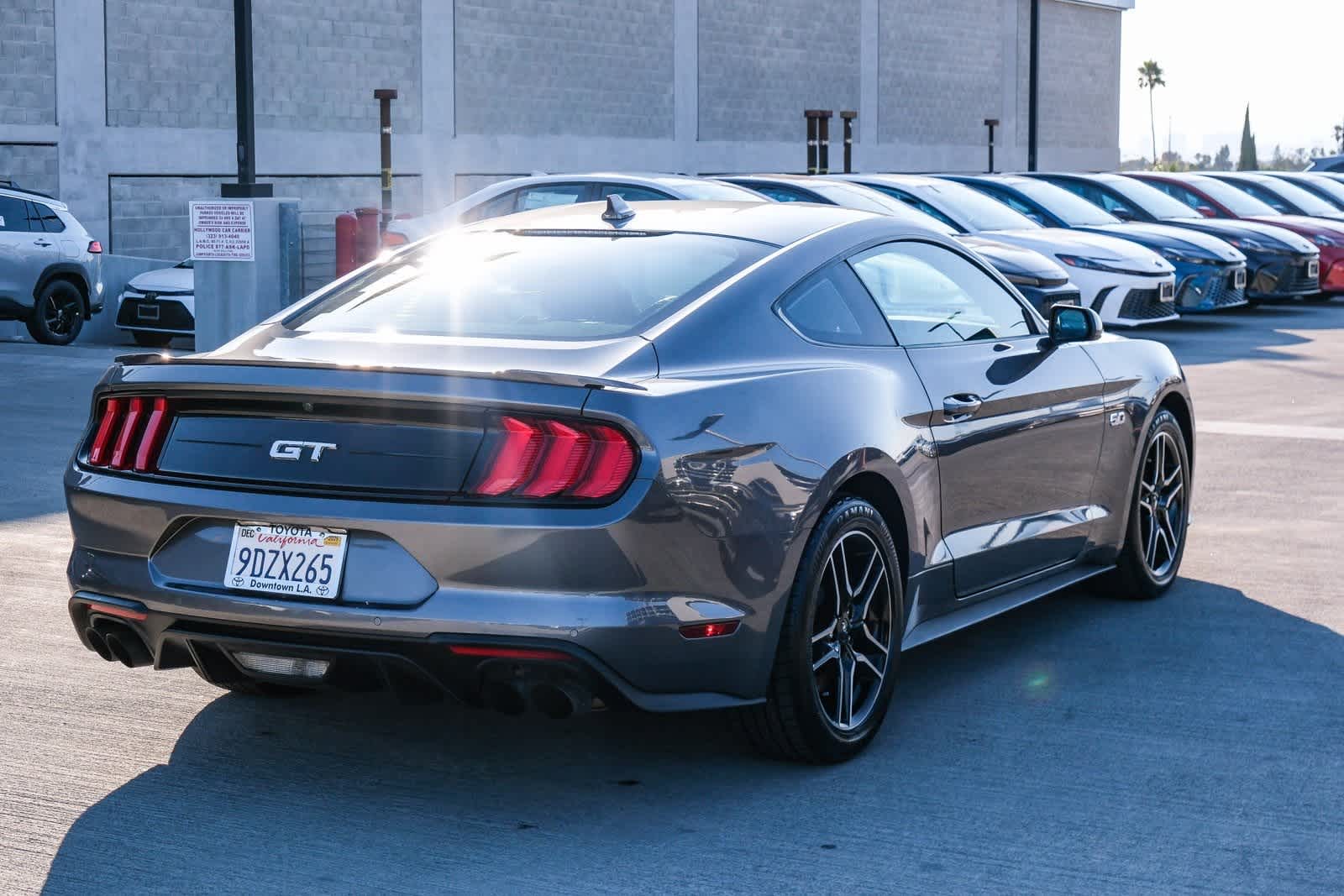 Thumbnail: 2022 Ford Mustang - 4