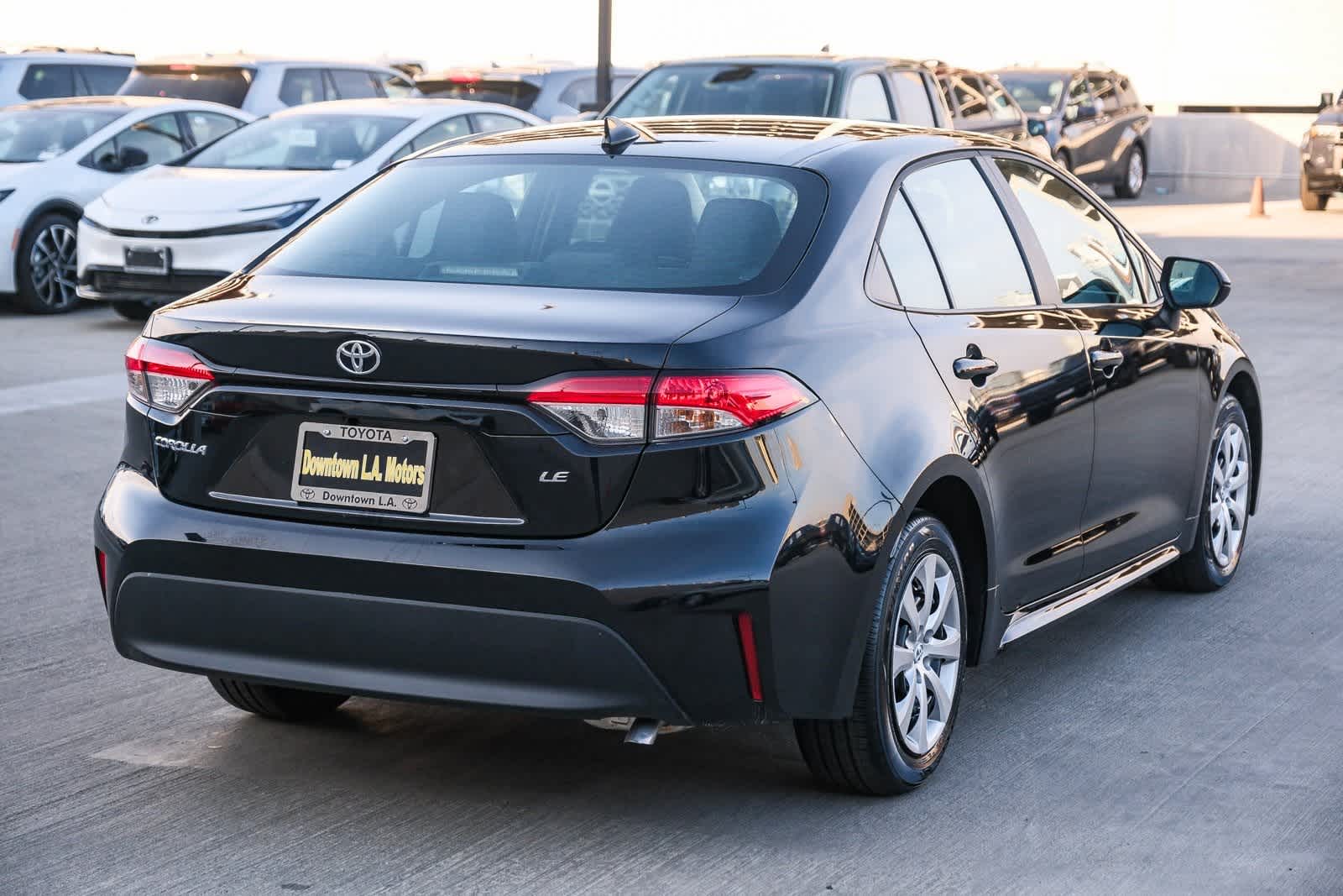 Thumbnail: 2025 Toyota Corolla - 4