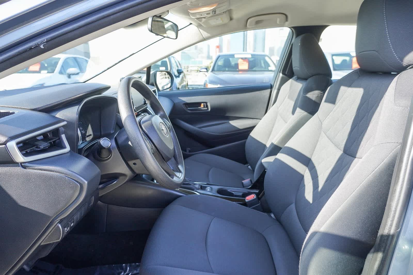 2022 Toyota Corolla LE 19