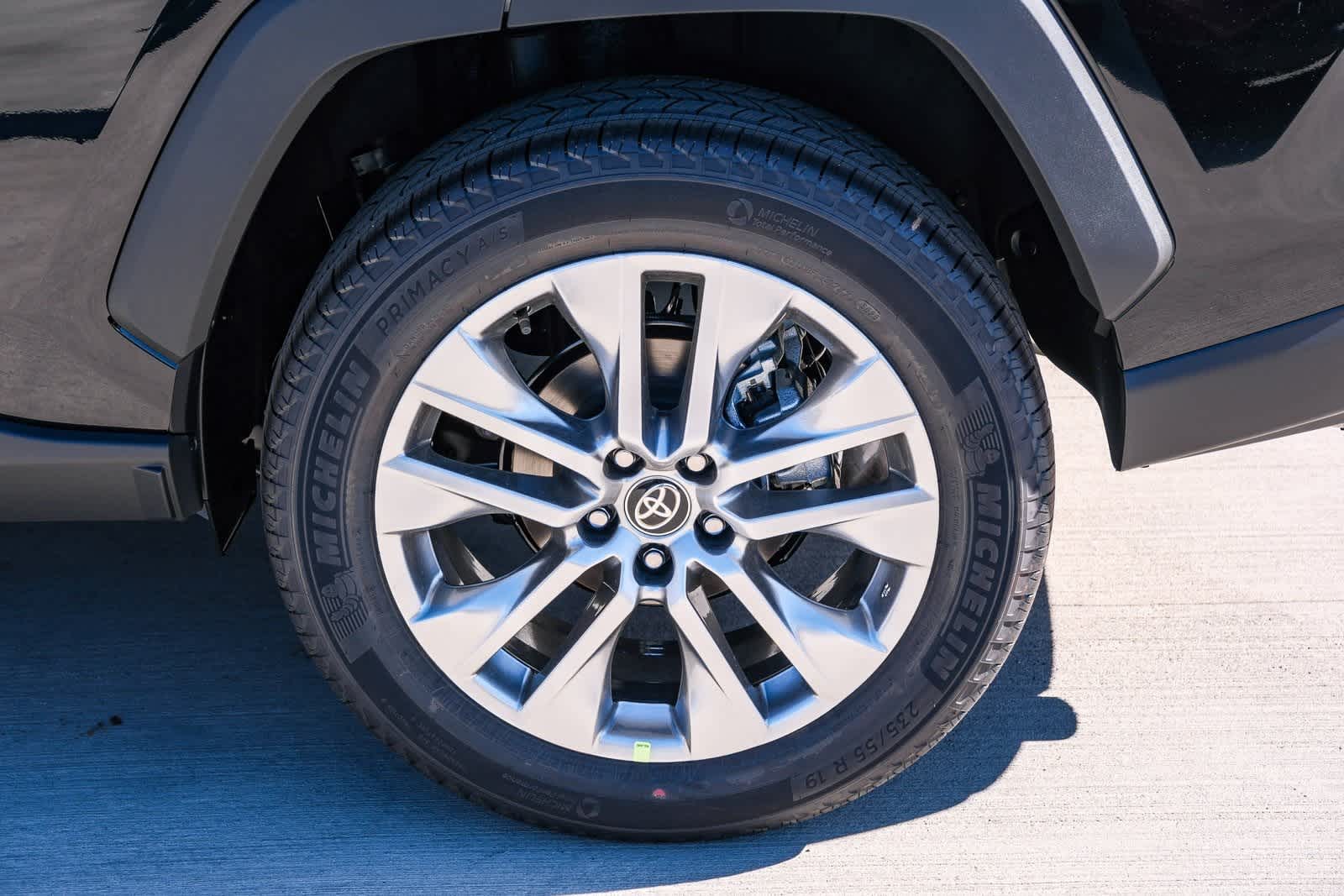 Thumbnail: 2025 Toyota RAV4 - 9