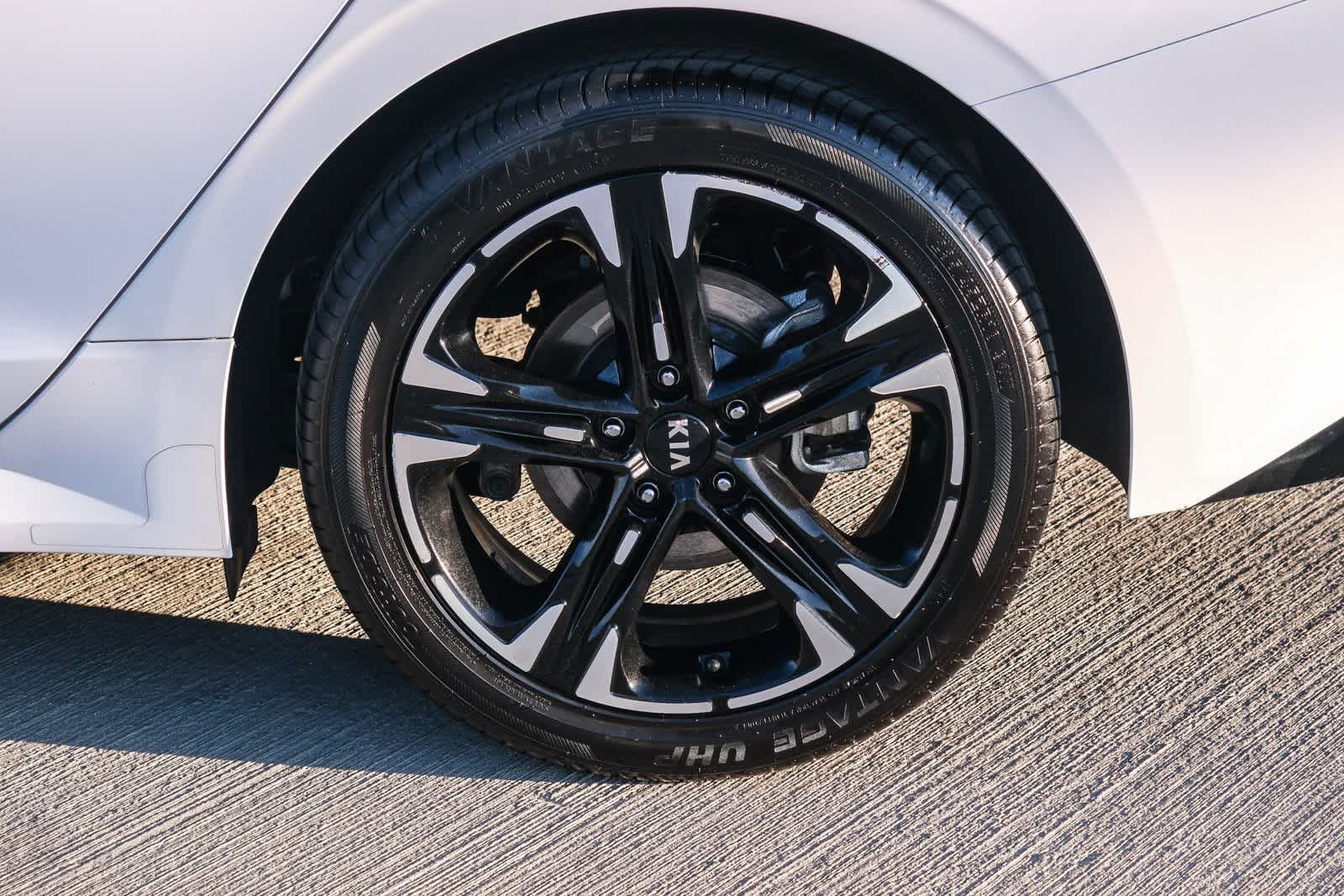 Thumbnail: 2021 Kia K5 - 9