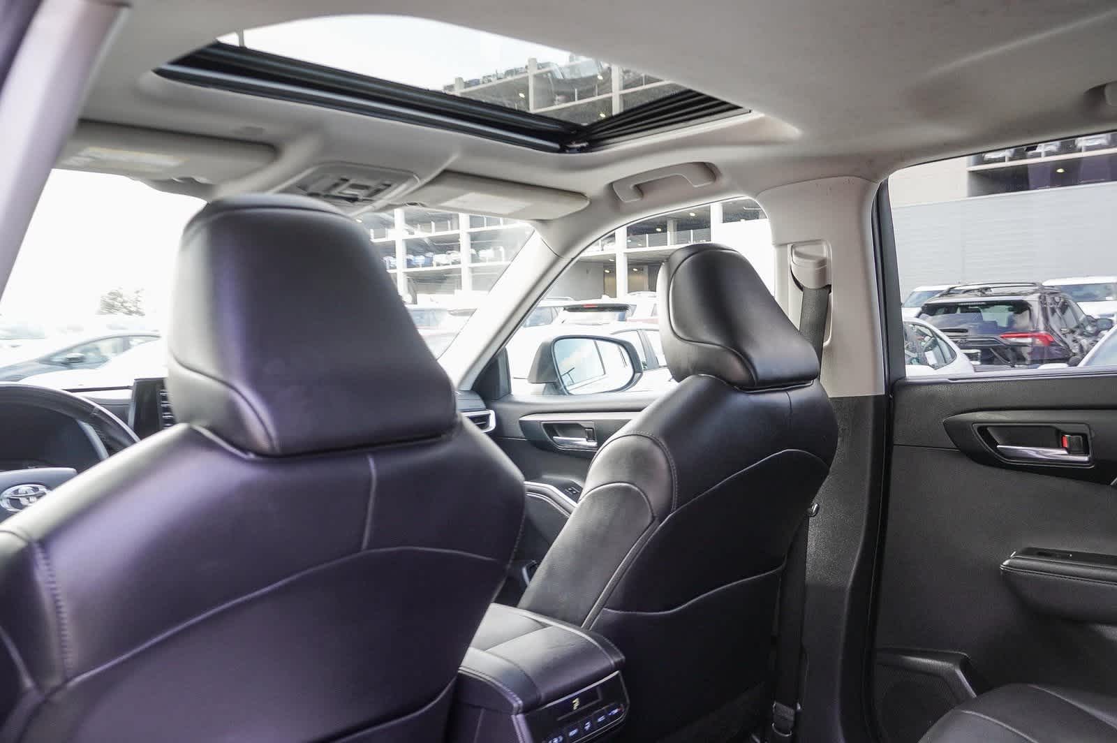 2022 Toyota Highlander XLE 18