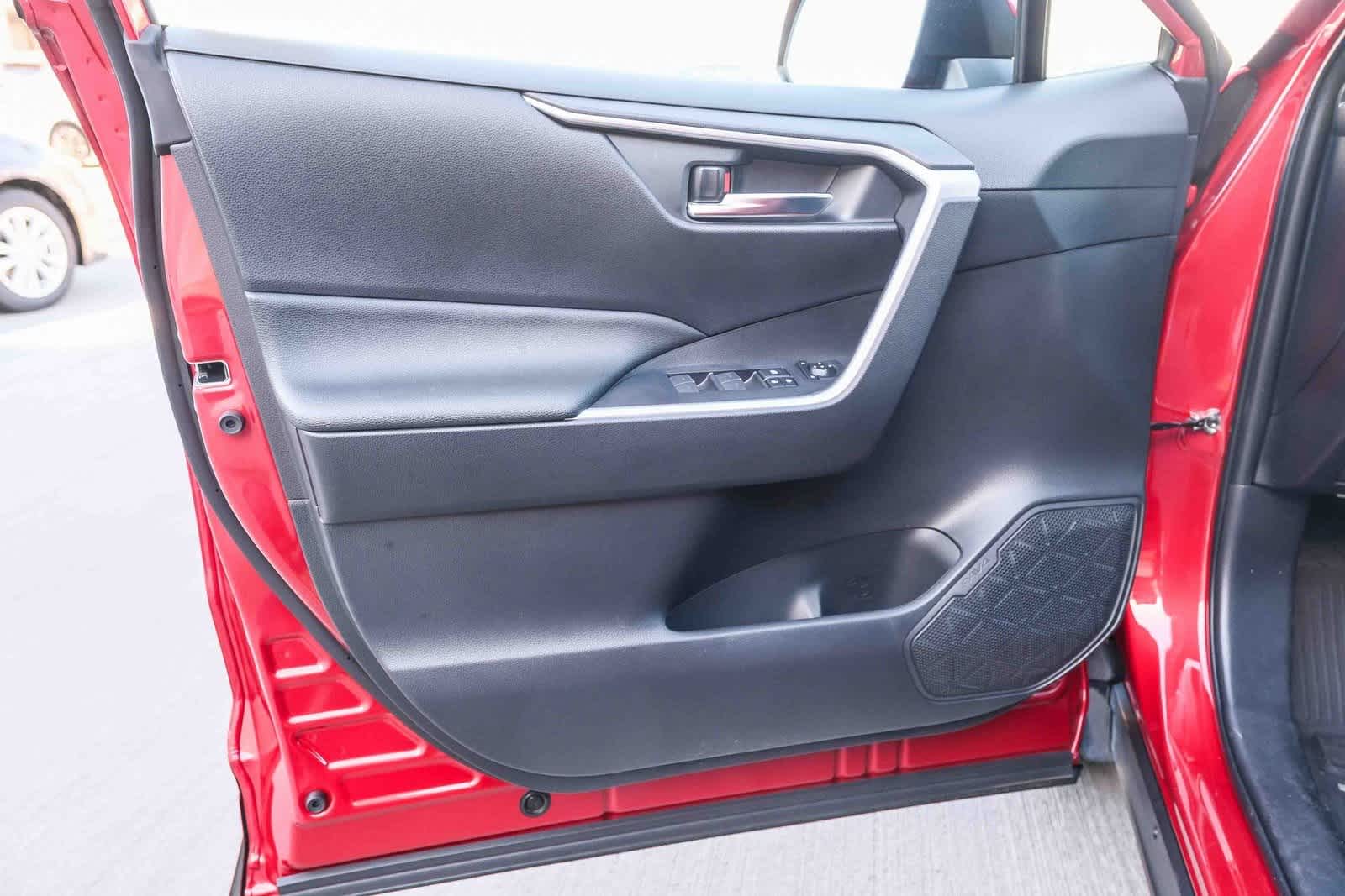 Thumbnail: 2024 Toyota RAV4 - 23