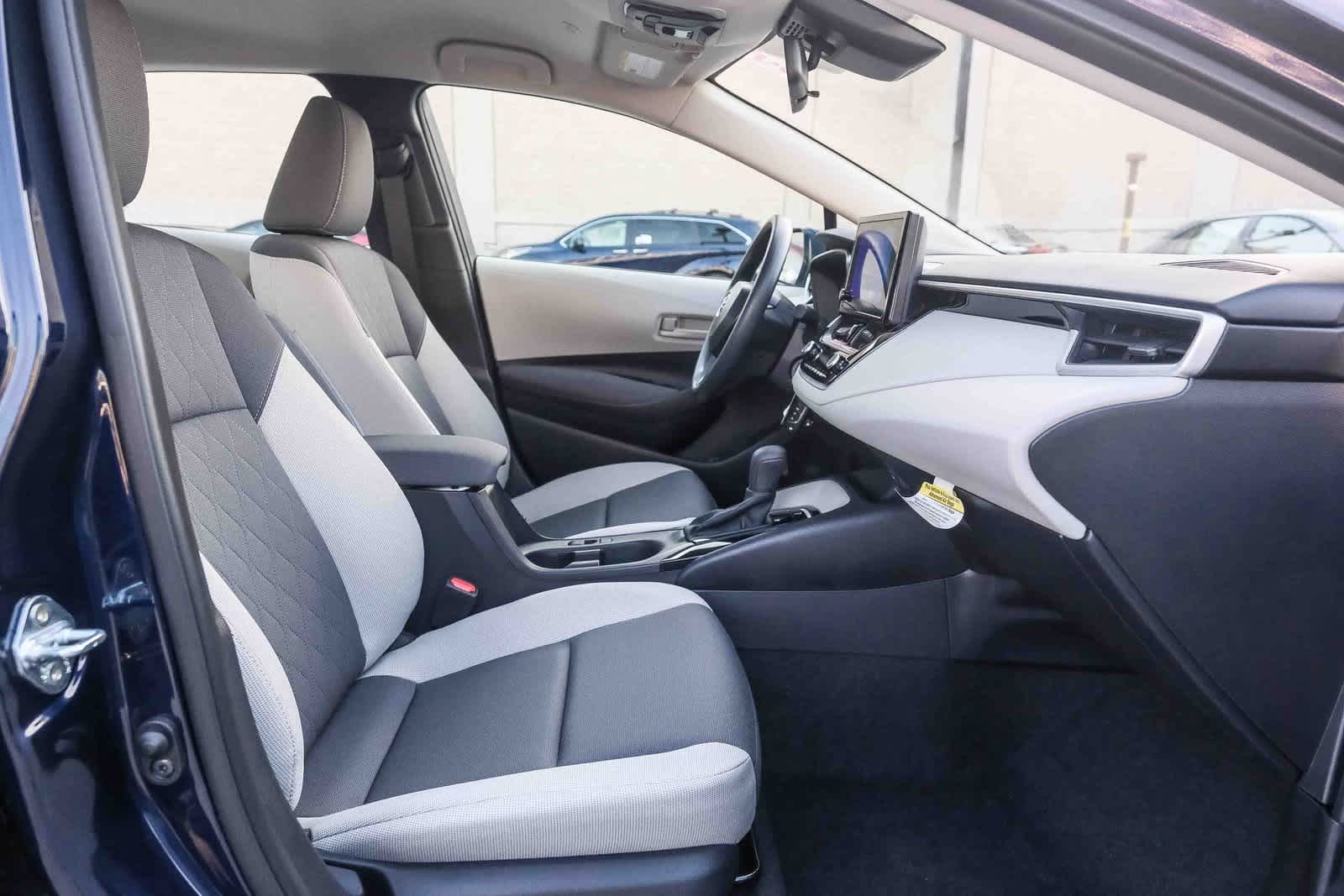 Thumbnail: 2025 Toyota Corolla - 16