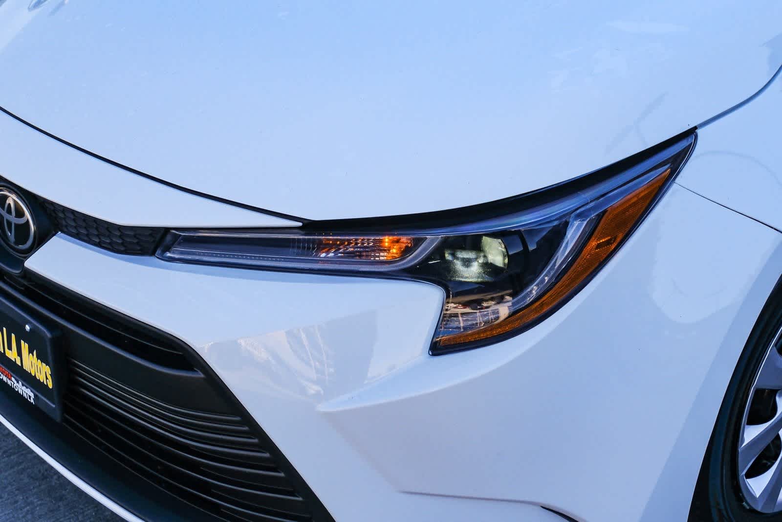 Thumbnail: 2023 Toyota Corolla - 11