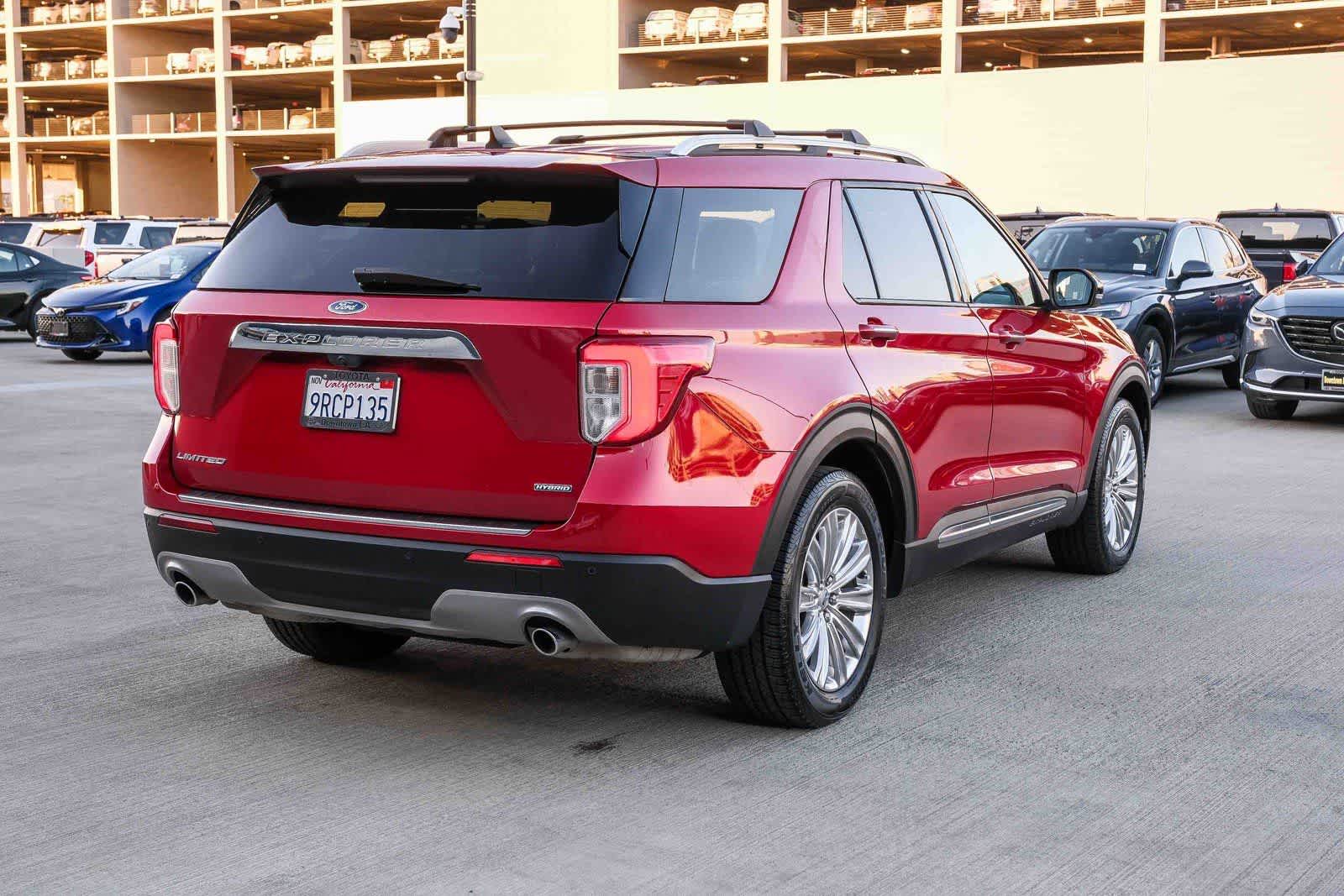 Thumbnail: 2021 Ford Explorer - 4