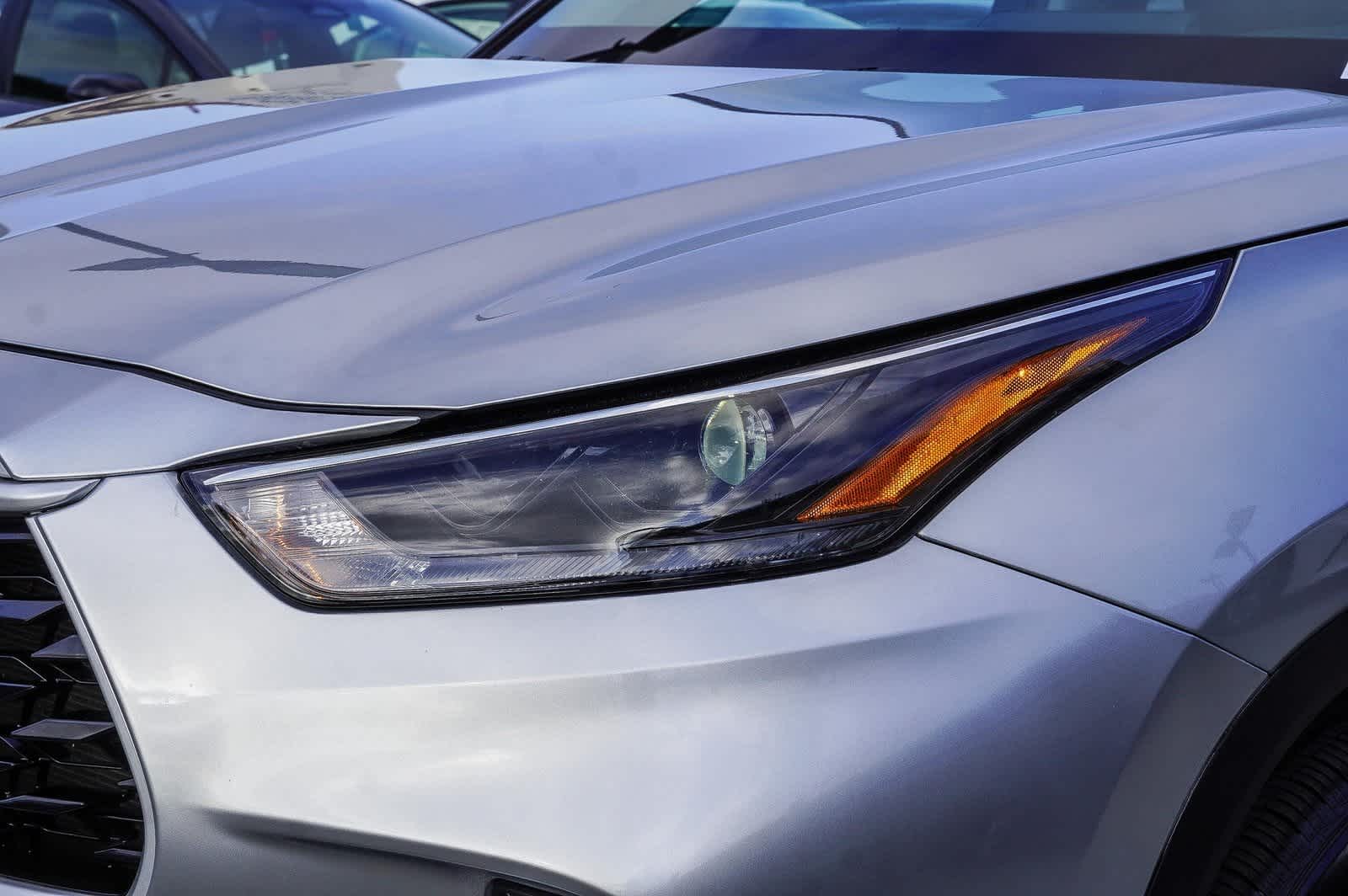 2022 Toyota Highlander XLE 11