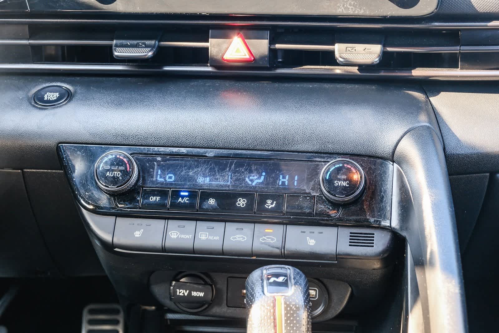 Thumbnail: 2022 Hyundai Elantra - 16