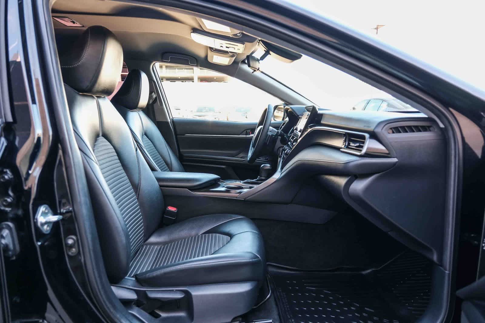 Thumbnail: 2023 Toyota Camry - 18