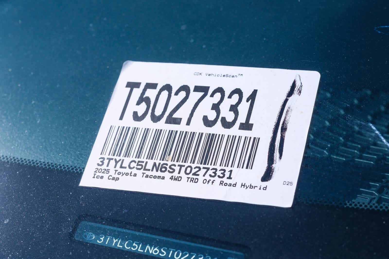 Thumbnail: 2025 Toyota Tacoma - 25