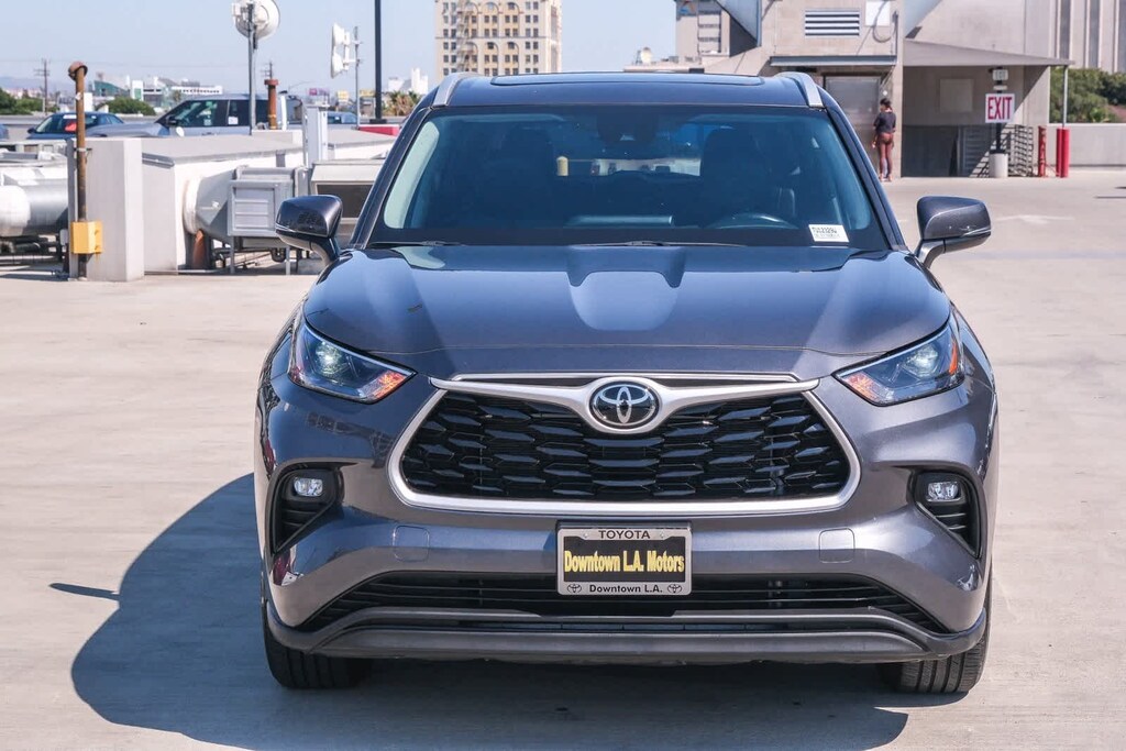 Used 2022 Toyota Highlander XLE SUV