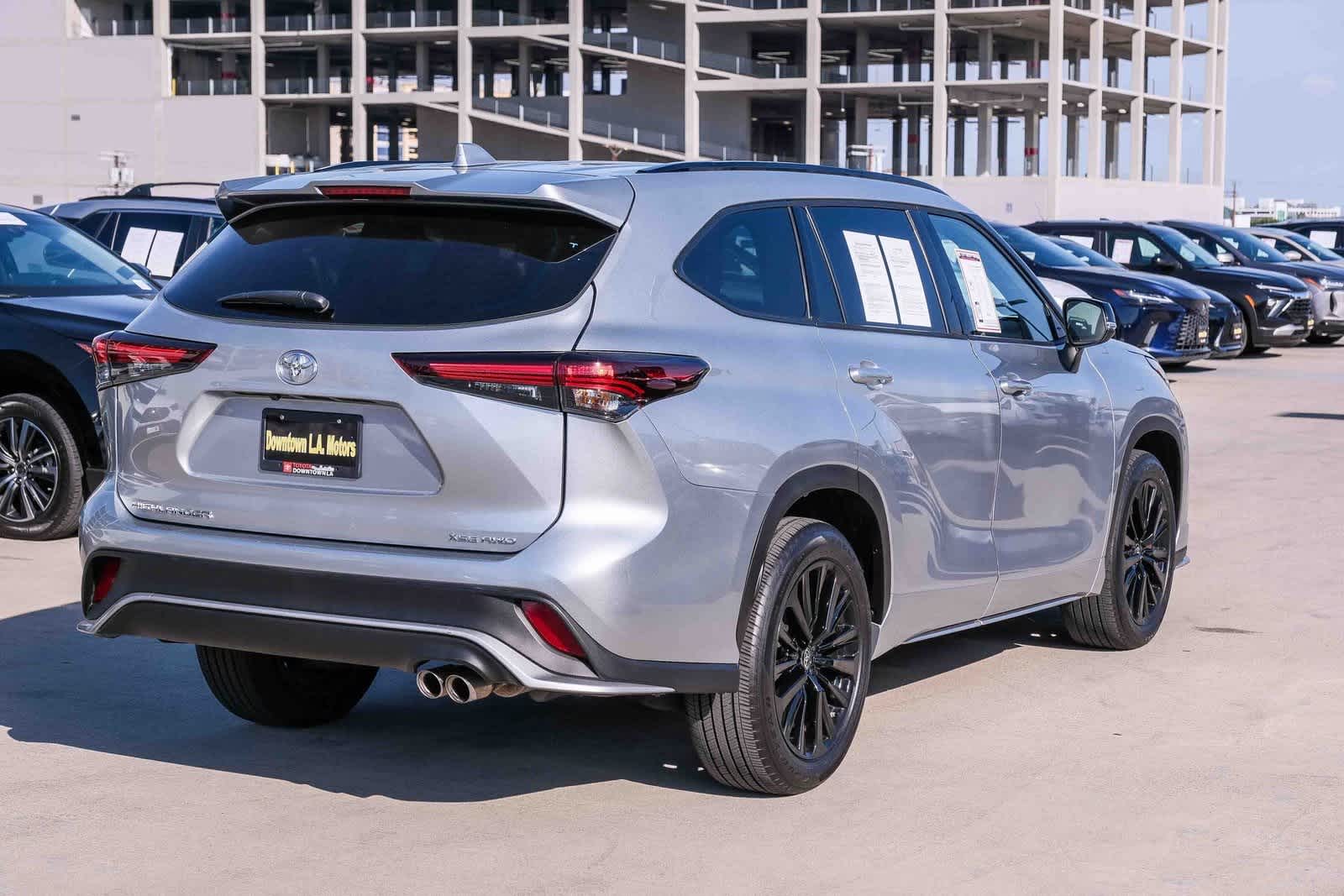 Thumbnail: 2025 Toyota Highlander - 4