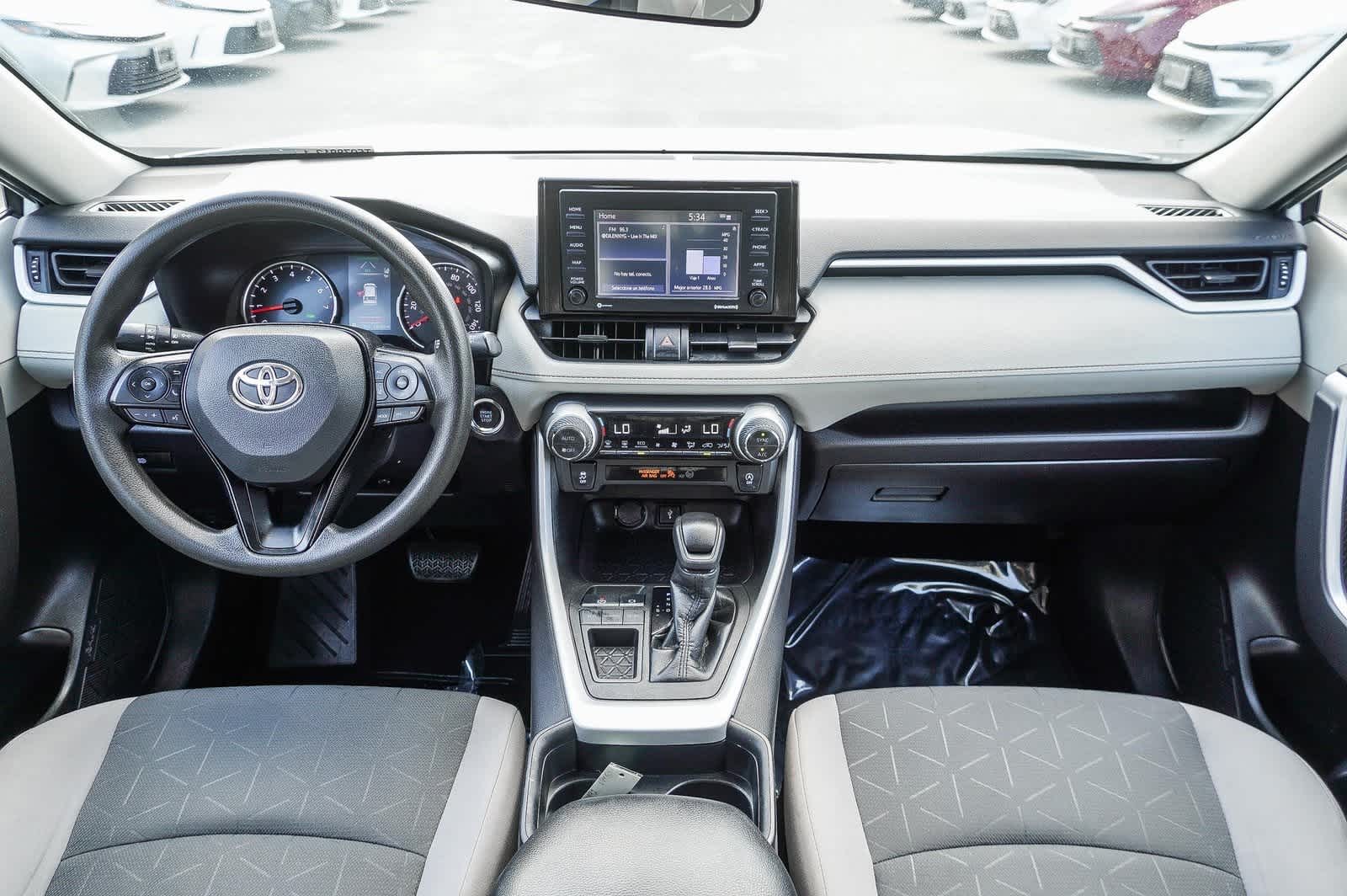 2021 Toyota RAV4 XLE 13