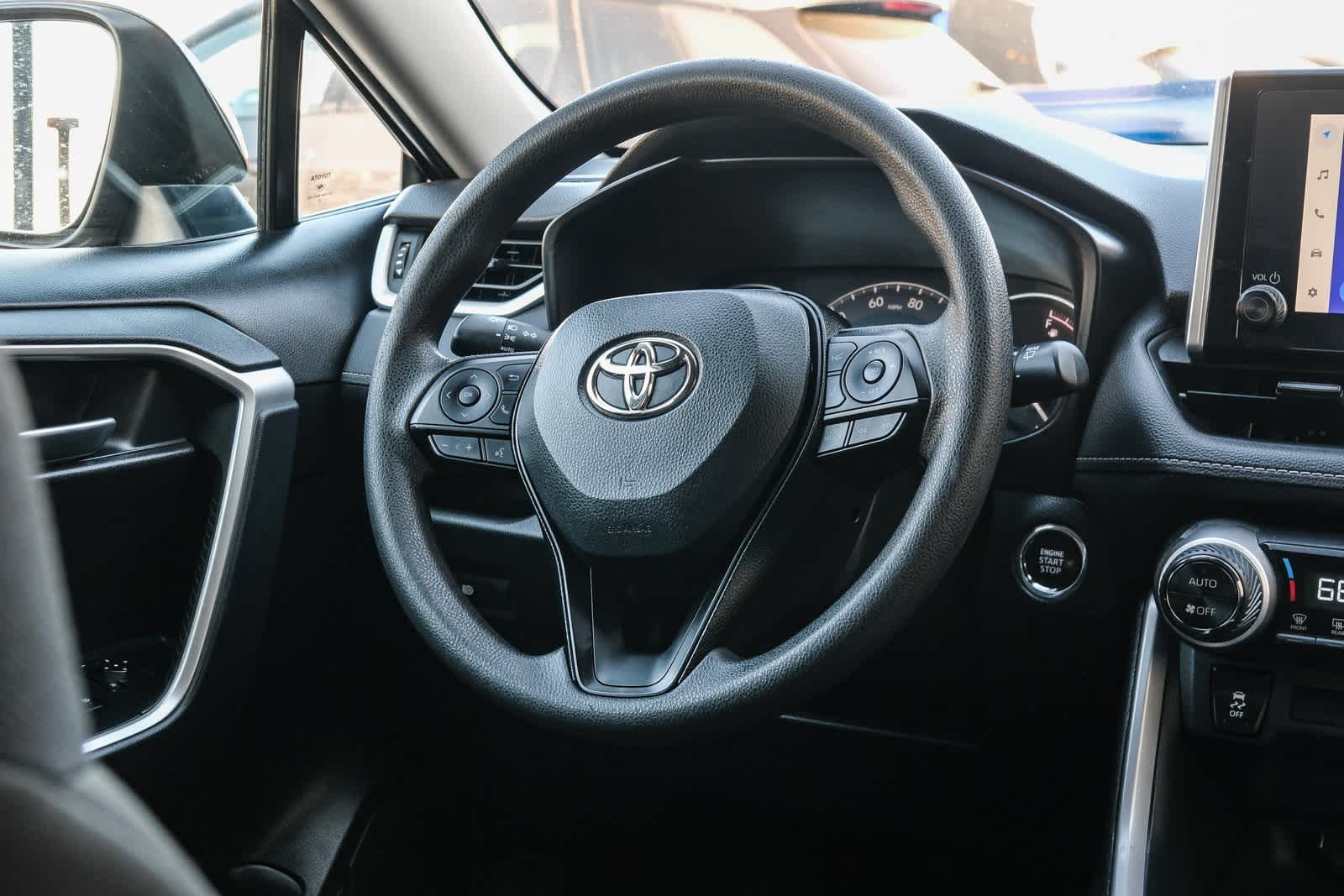 Thumbnail: 2023 Toyota RAV4 - 17
