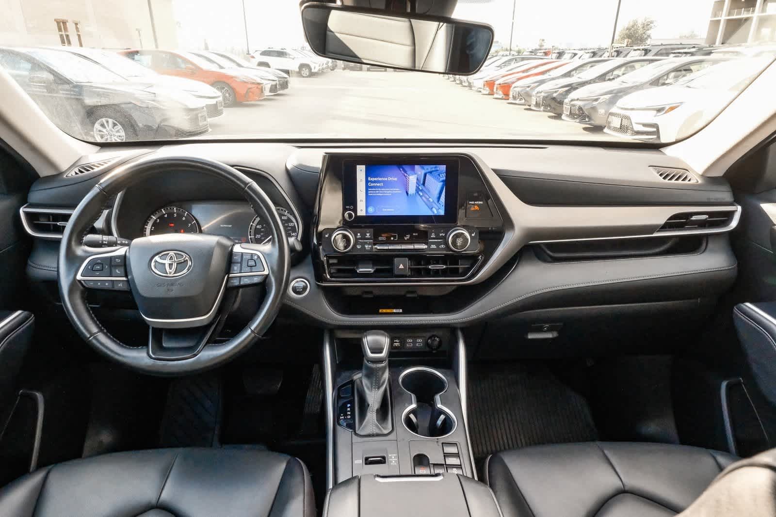 Thumbnail: 2024 Toyota Highlander - 13