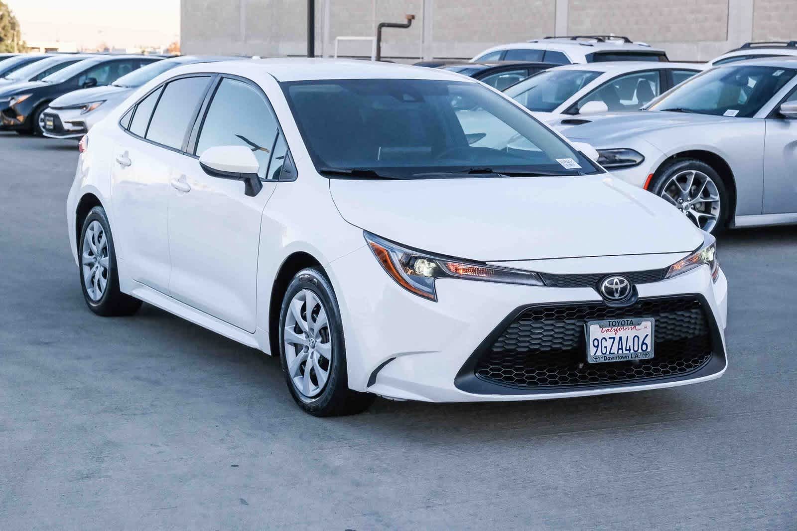 Thumbnail: 2021 Toyota Corolla - 3