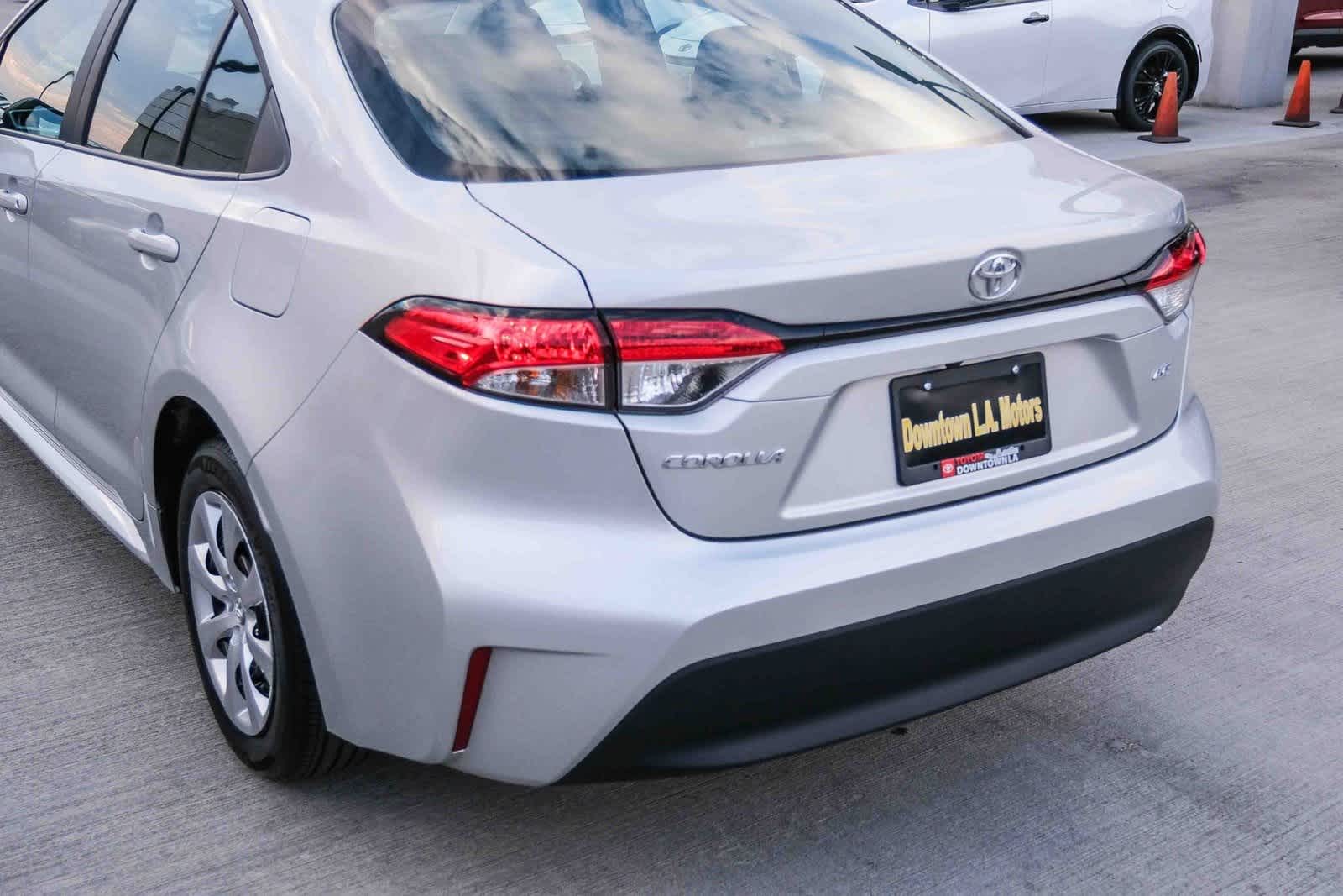 Thumbnail: 2025 Toyota Corolla - 8