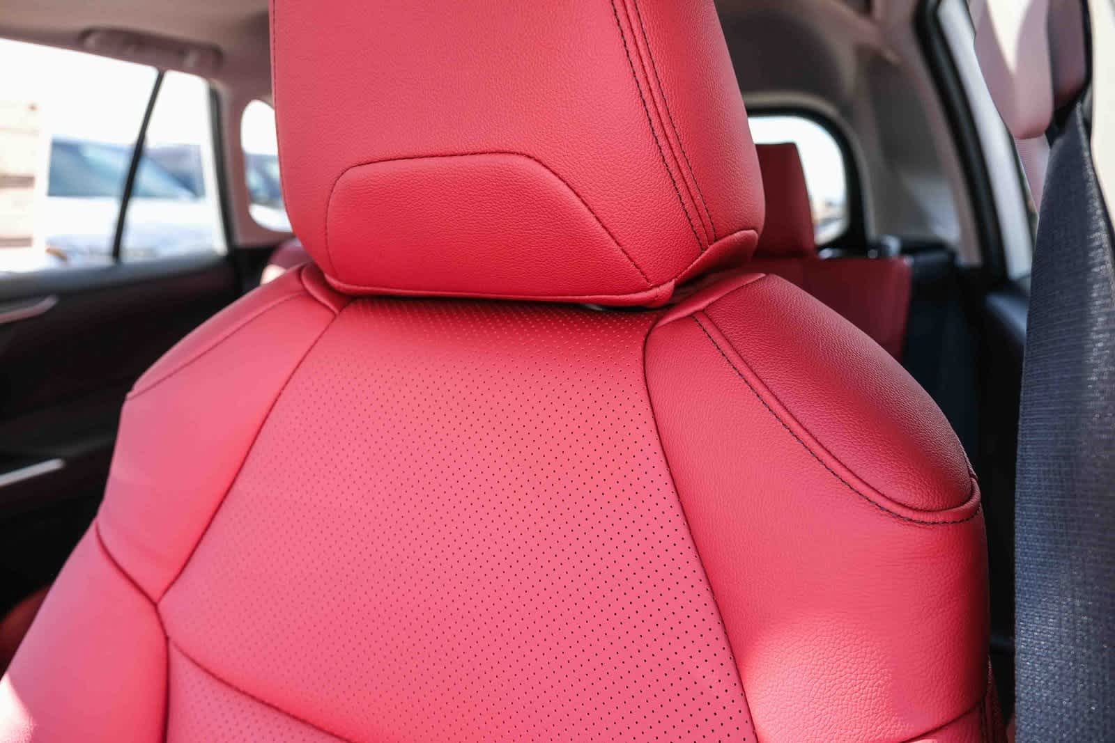 Thumbnail: 2025 Toyota RAV4 - 21