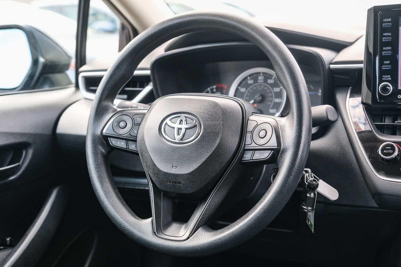 Thumbnail: 2022 Toyota Corolla - 17