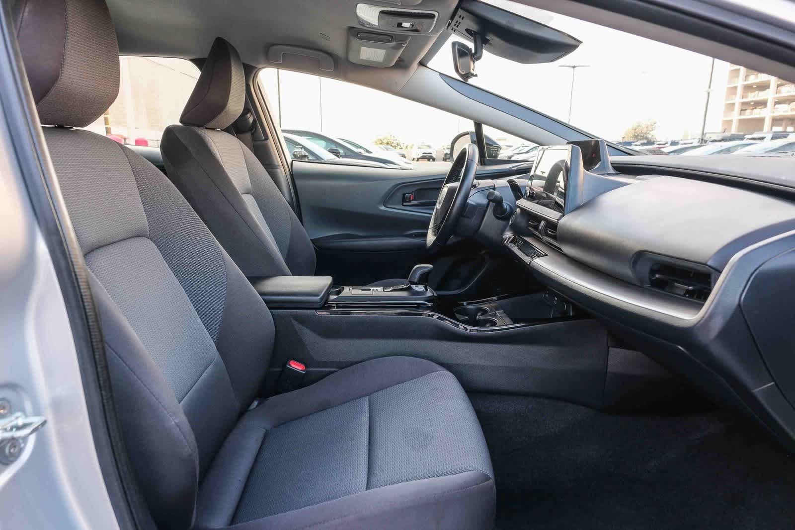 Thumbnail: 2024 Toyota Prius - 18