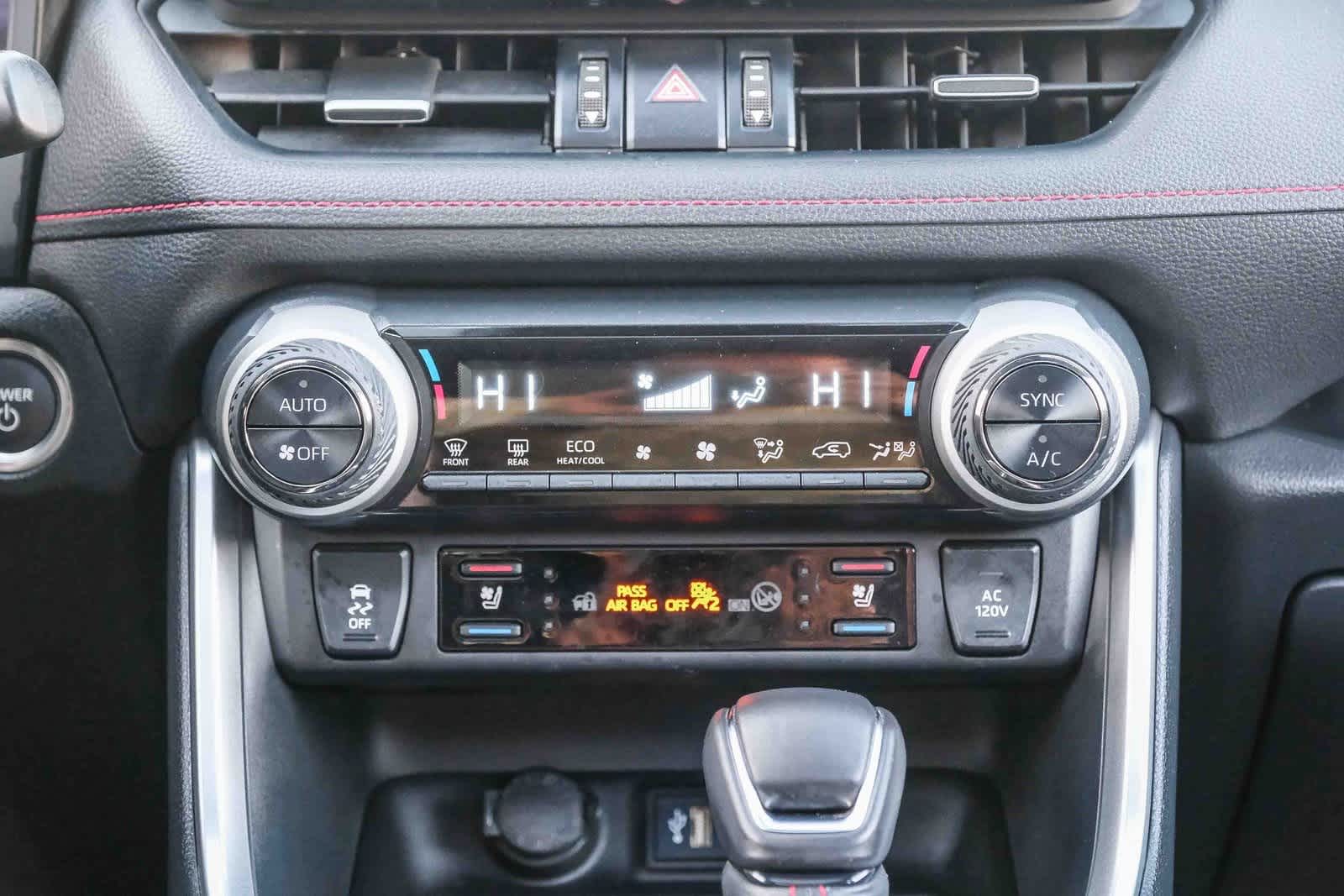 Thumbnail: 2025 Toyota RAV4 - 16