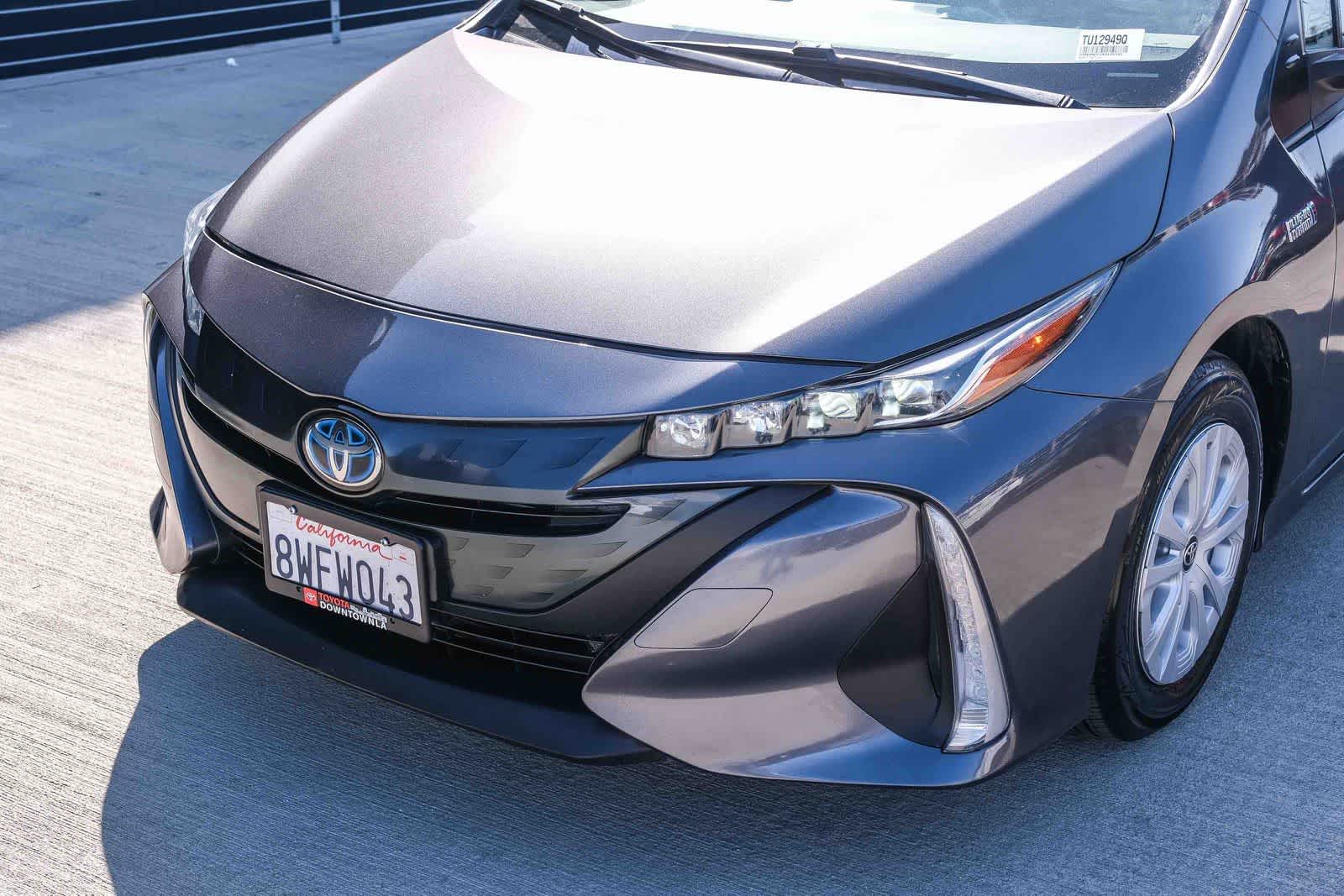 Thumbnail: 2021 Toyota Prius Prime - 11