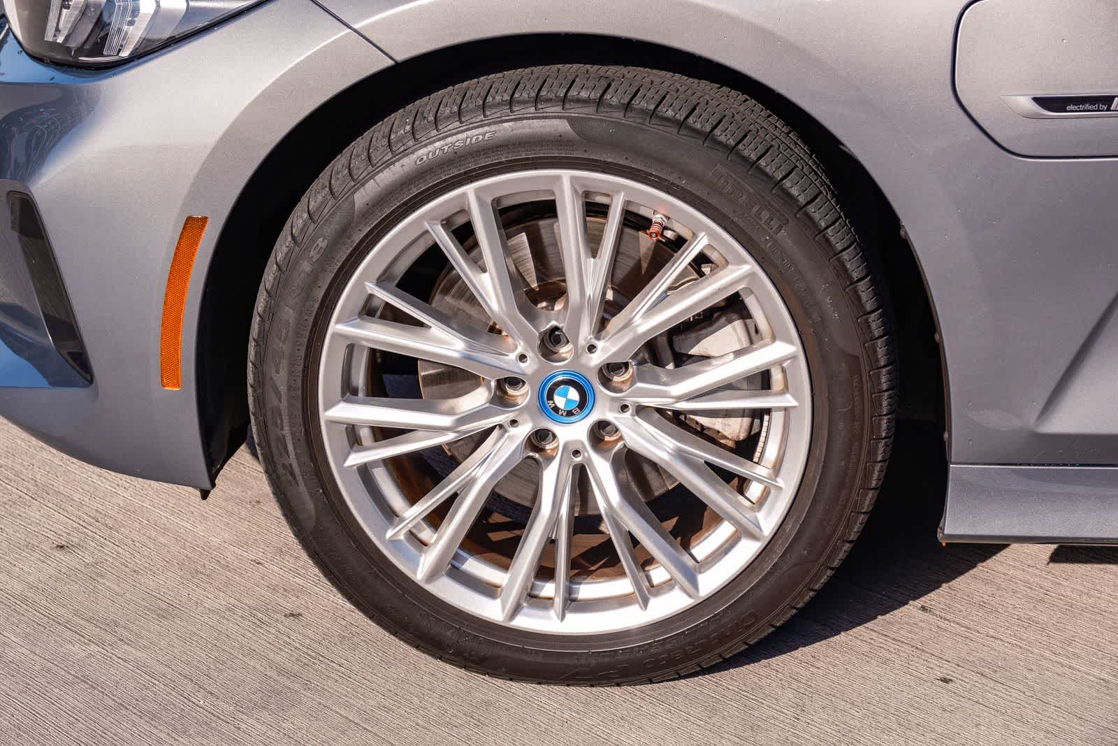 Thumbnail: 2023 BMW 3 Series - 10