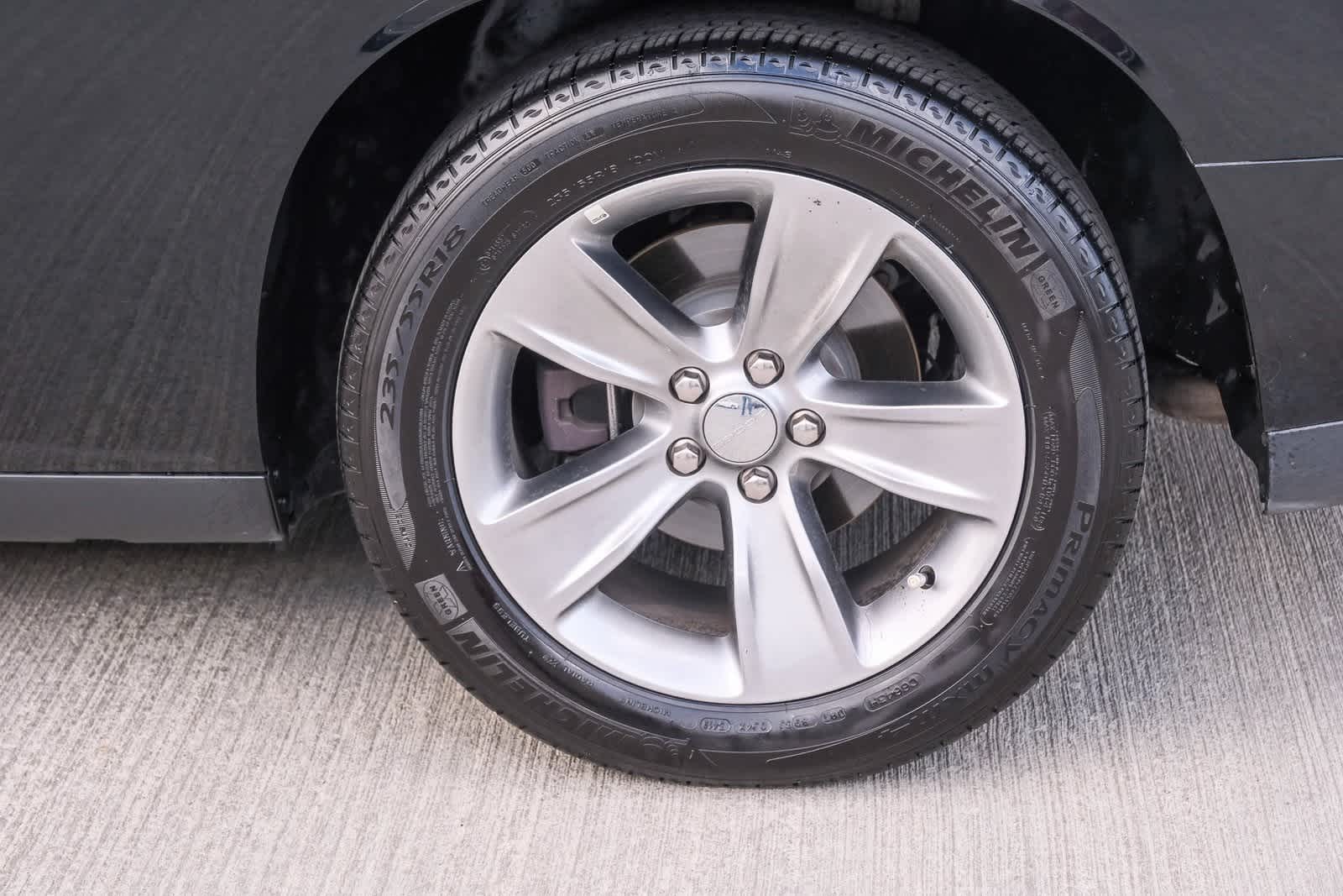 Thumbnail: 2019 Dodge Challenger - 9