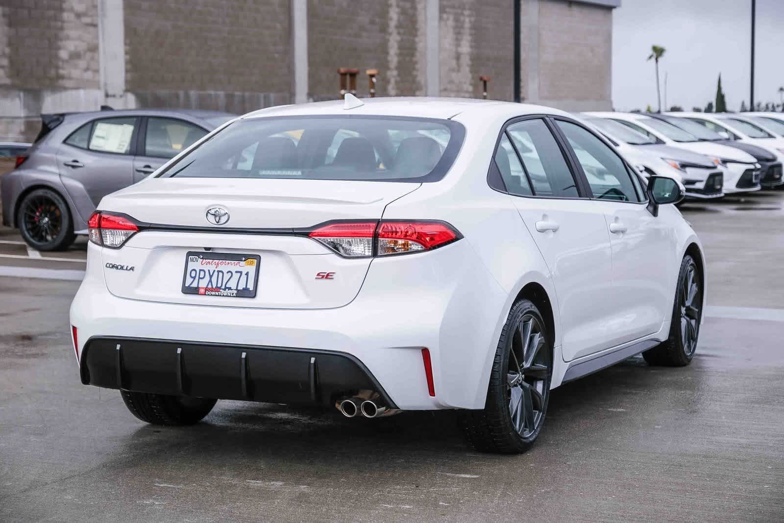 Thumbnail: 2025 Toyota Corolla - 4