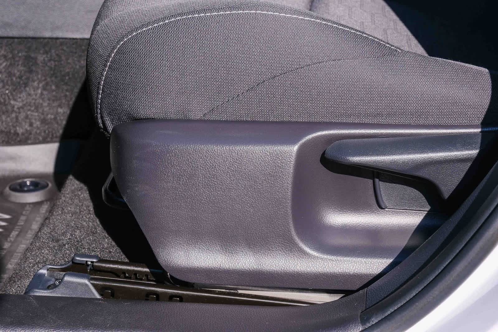 Thumbnail: 2025 Toyota Corolla - 19