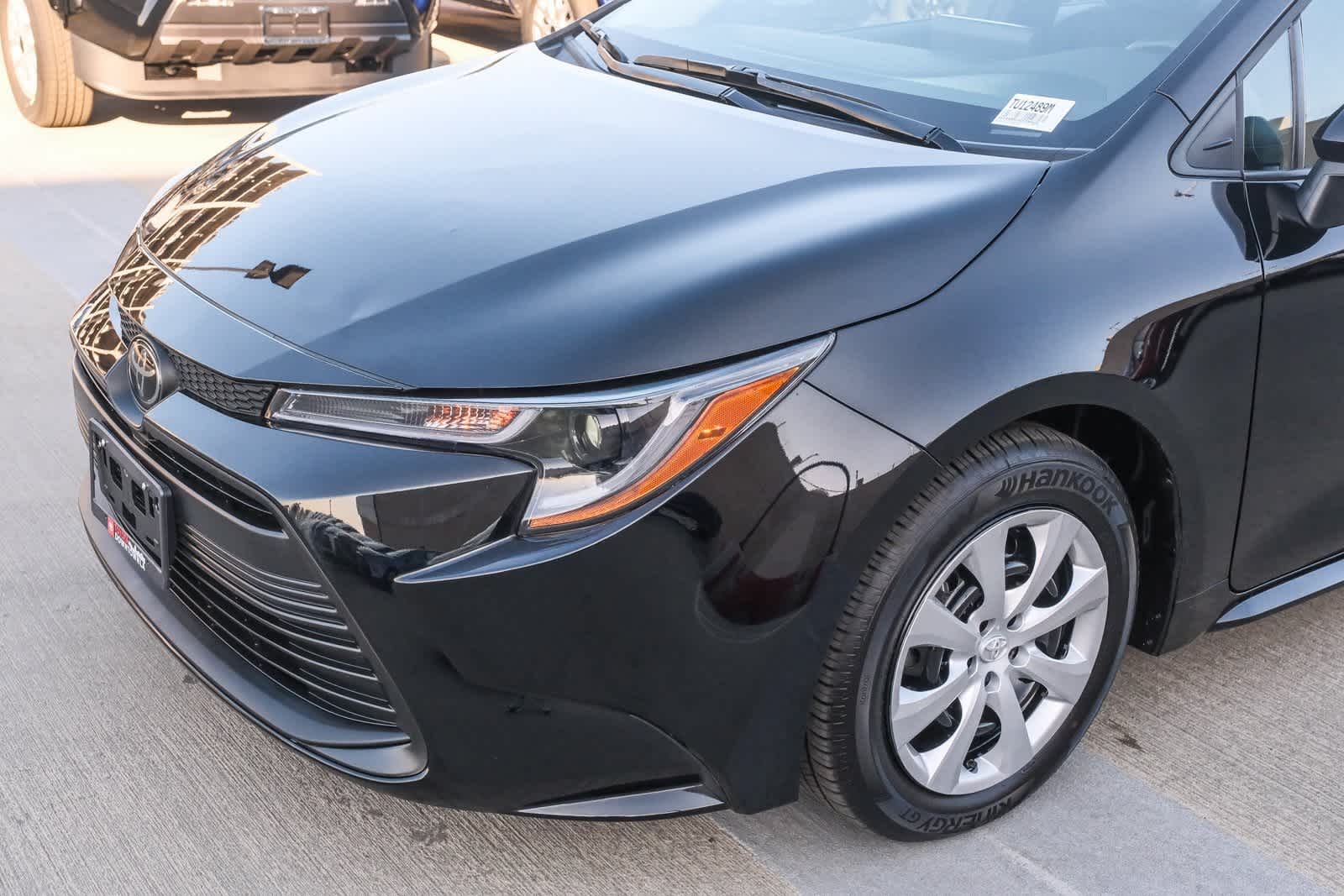 Thumbnail: 2025 Toyota Corolla - 13