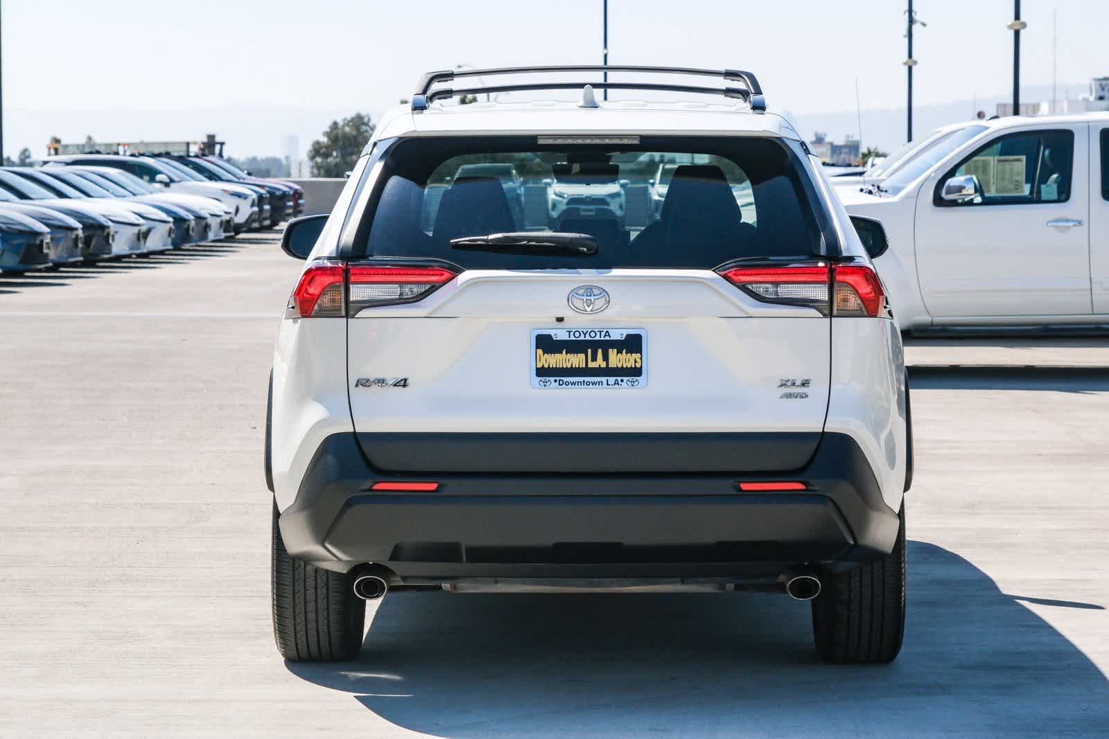 Thumbnail: 2021 Toyota RAV4 - 5