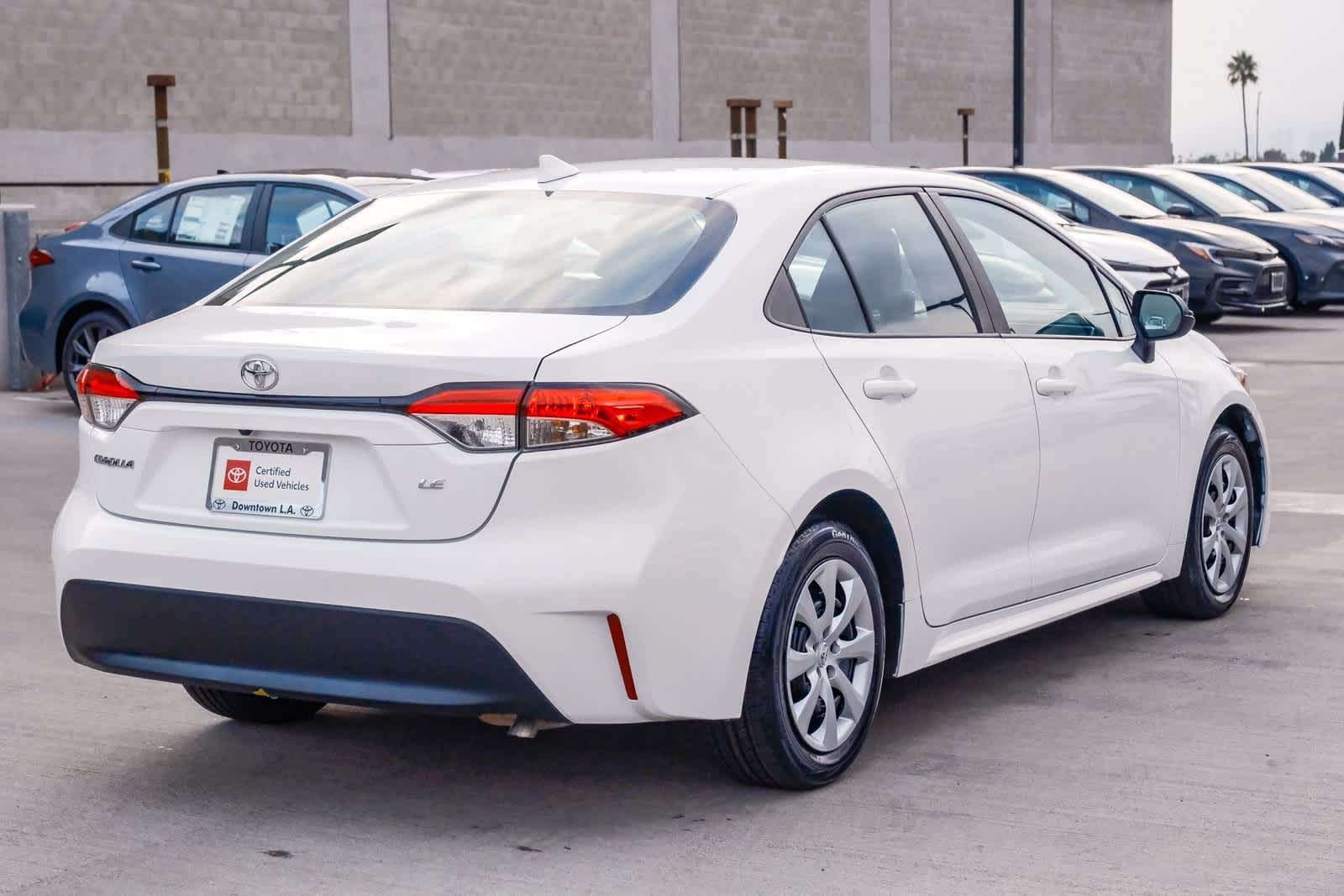 Thumbnail: 2023 Toyota Corolla - 4