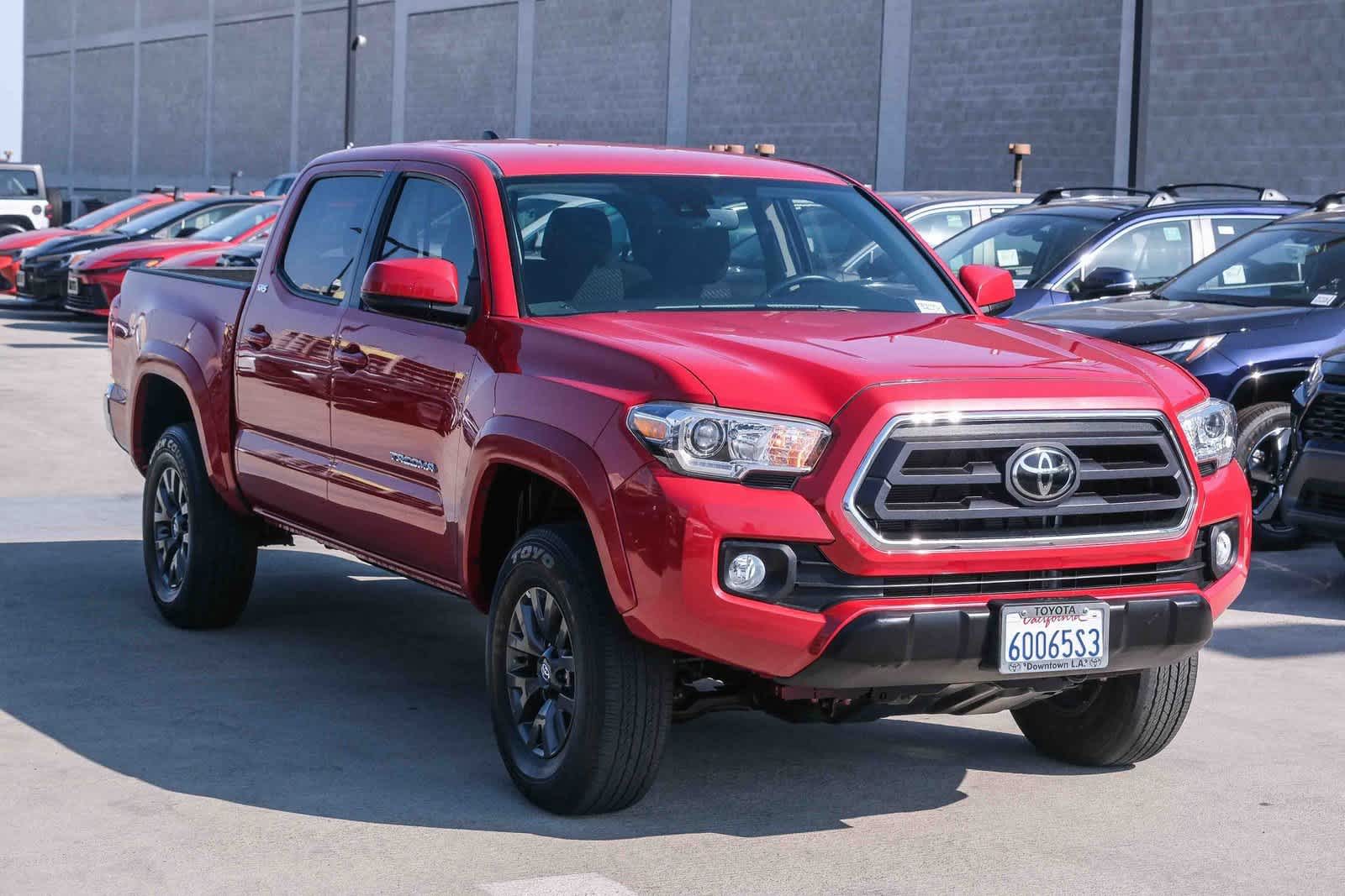 Thumbnail: 2022 Toyota Tacoma - 3