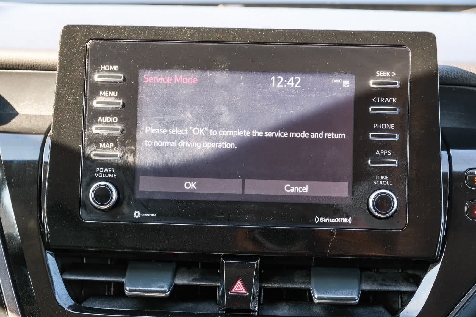 Thumbnail: 2023 Toyota Camry - 15